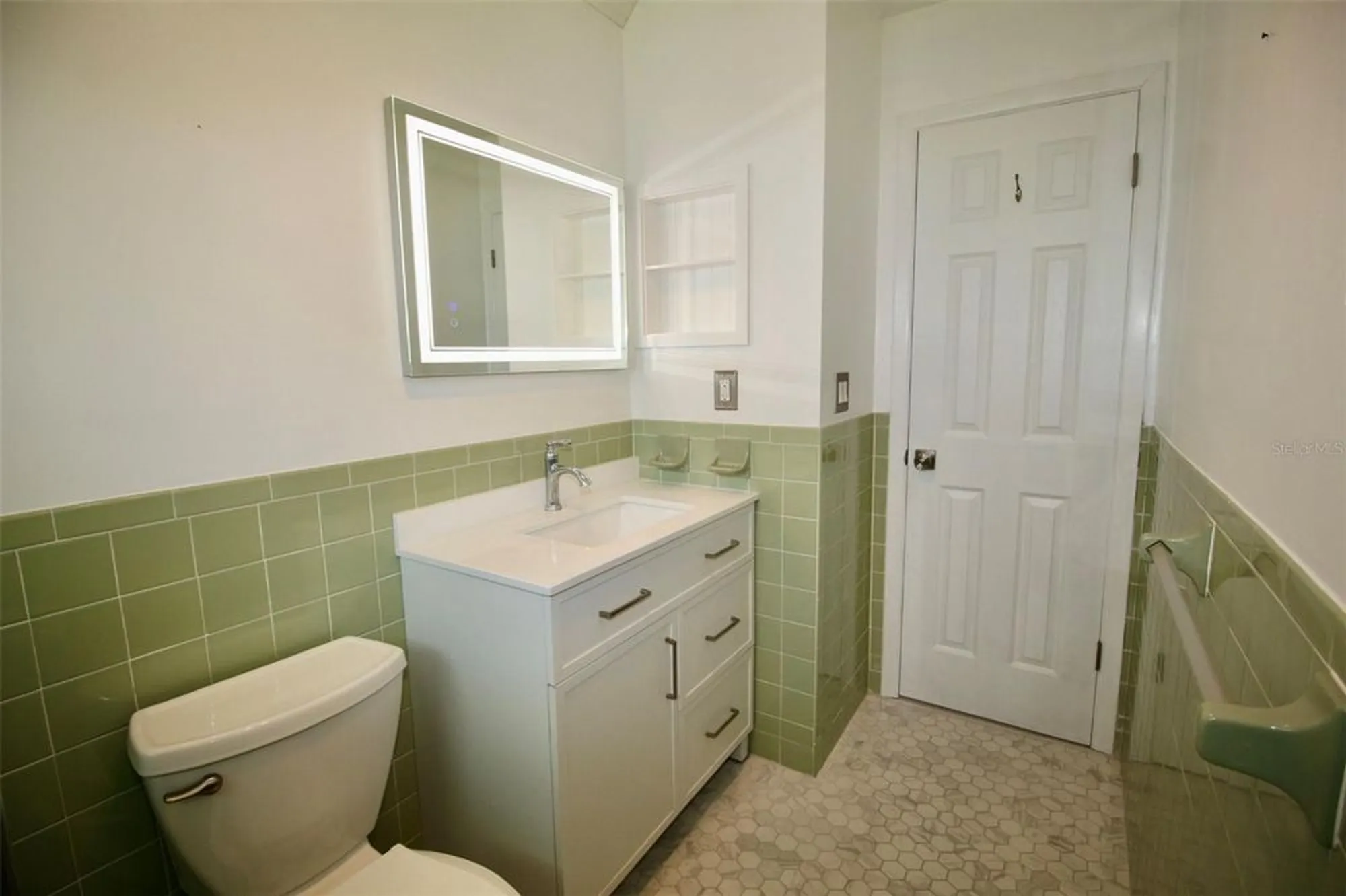 Property Slideshow image 26 of 47 | 3643 mainlands blvd, Pinellas Park, FL, 33782