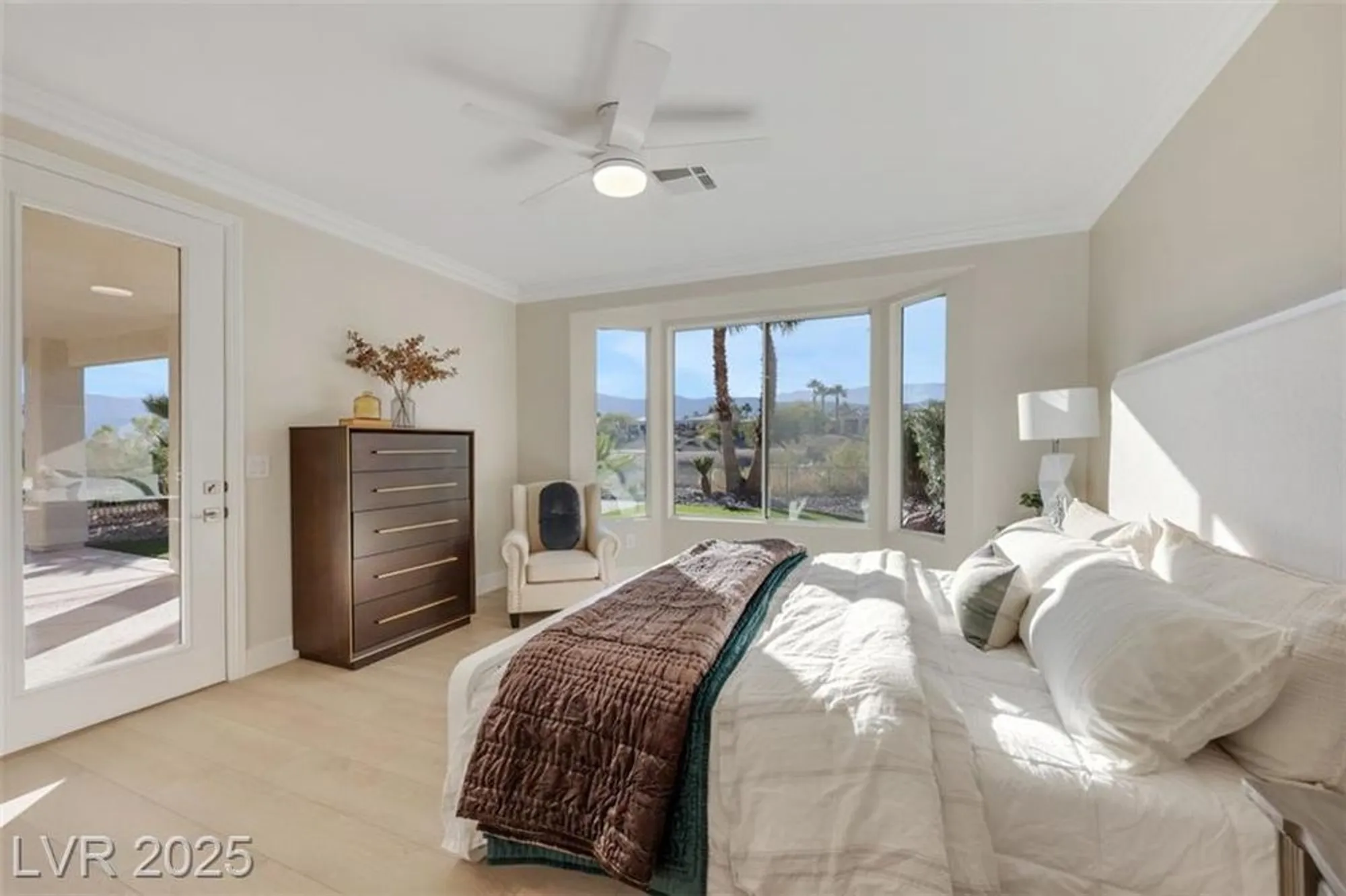 Property Slideshow image 23 of 38 | 4987 pensier st, Las Vegas, NV, 89135