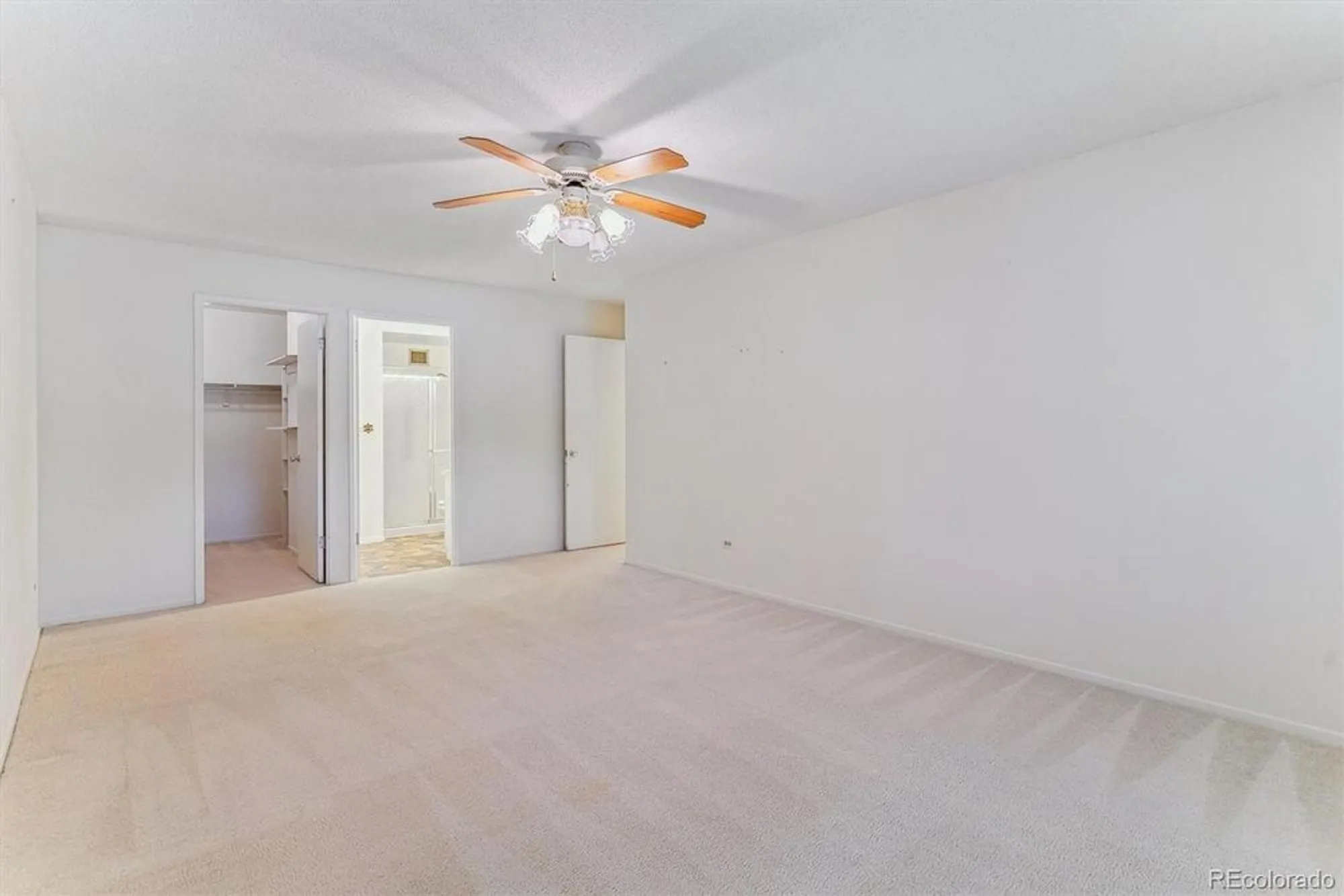 Property Slideshow image 13 of 26 | 620 s alton way 5b, Denver, CO, 80247