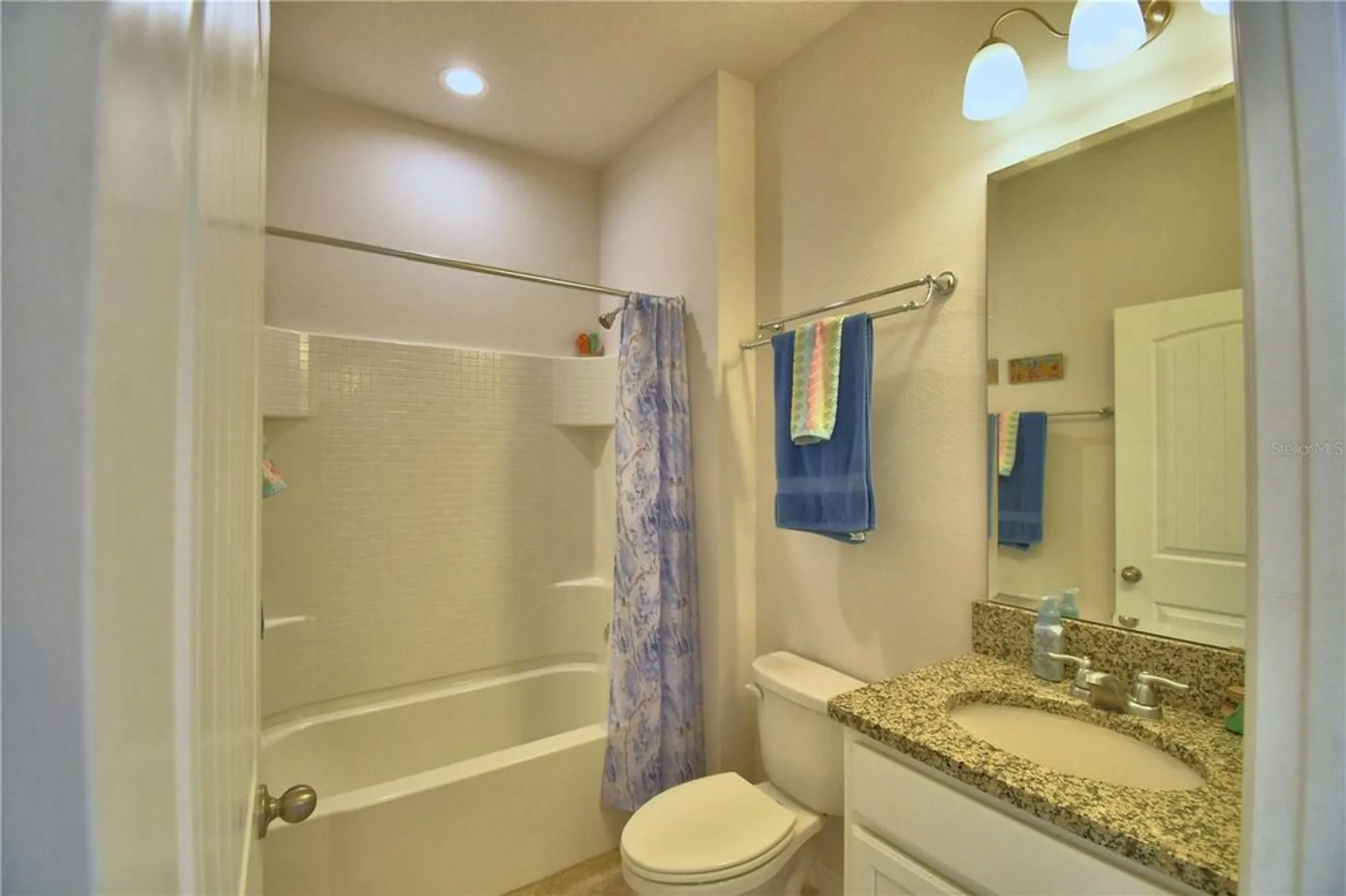 Property Slideshow image 29 of 55 | 2577 canyon crest dr, Lakeland, FL, 33811