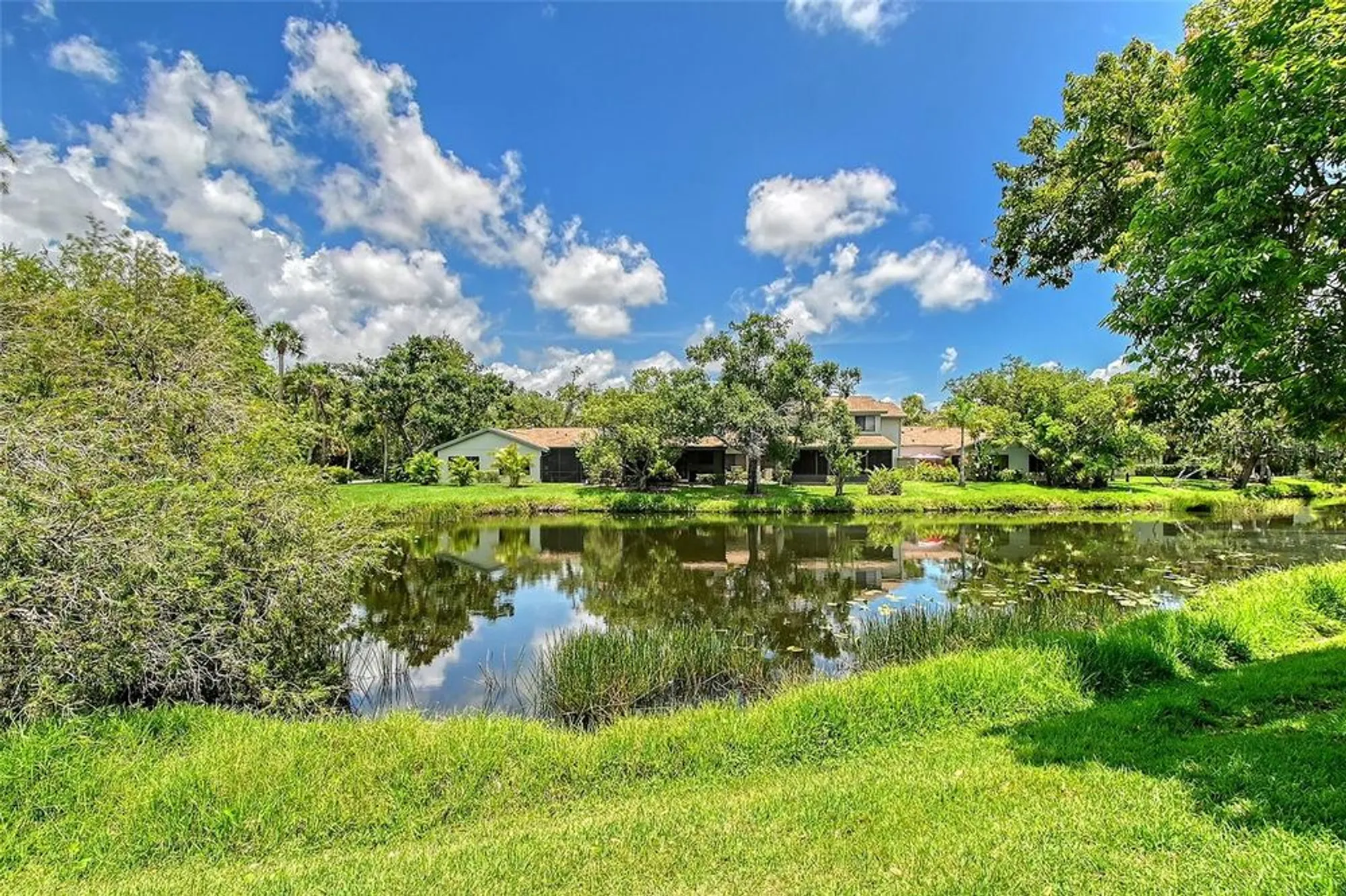 Property Slideshow image 27 of 33 | 4609 pine green trl # 4609, Sarasota, FL, 34241