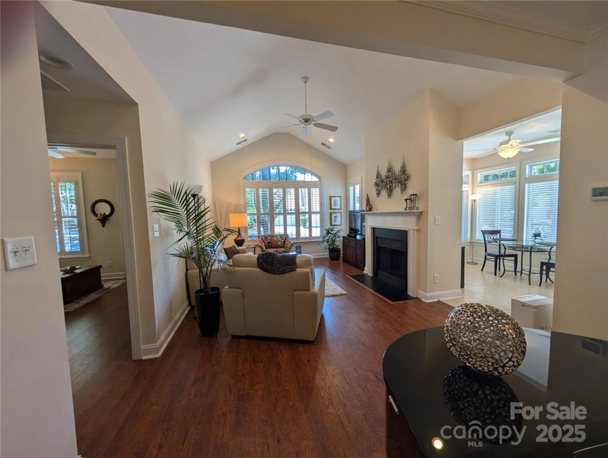 Property Slideshow image 5 of 22 | 2741 circa dr, Matthews, NC, 28105