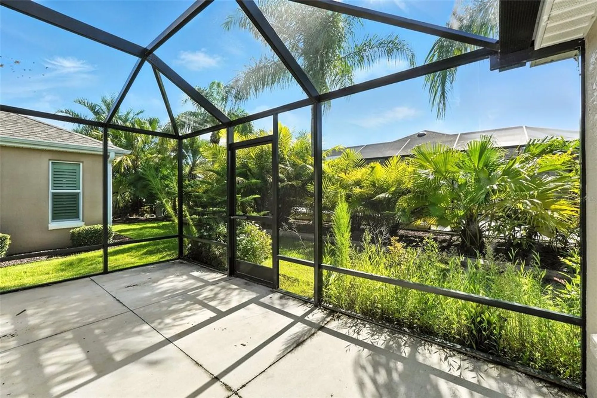 Property Slideshow image 34 of 42 | 2895 apache ct, The Villages, FL, 32163