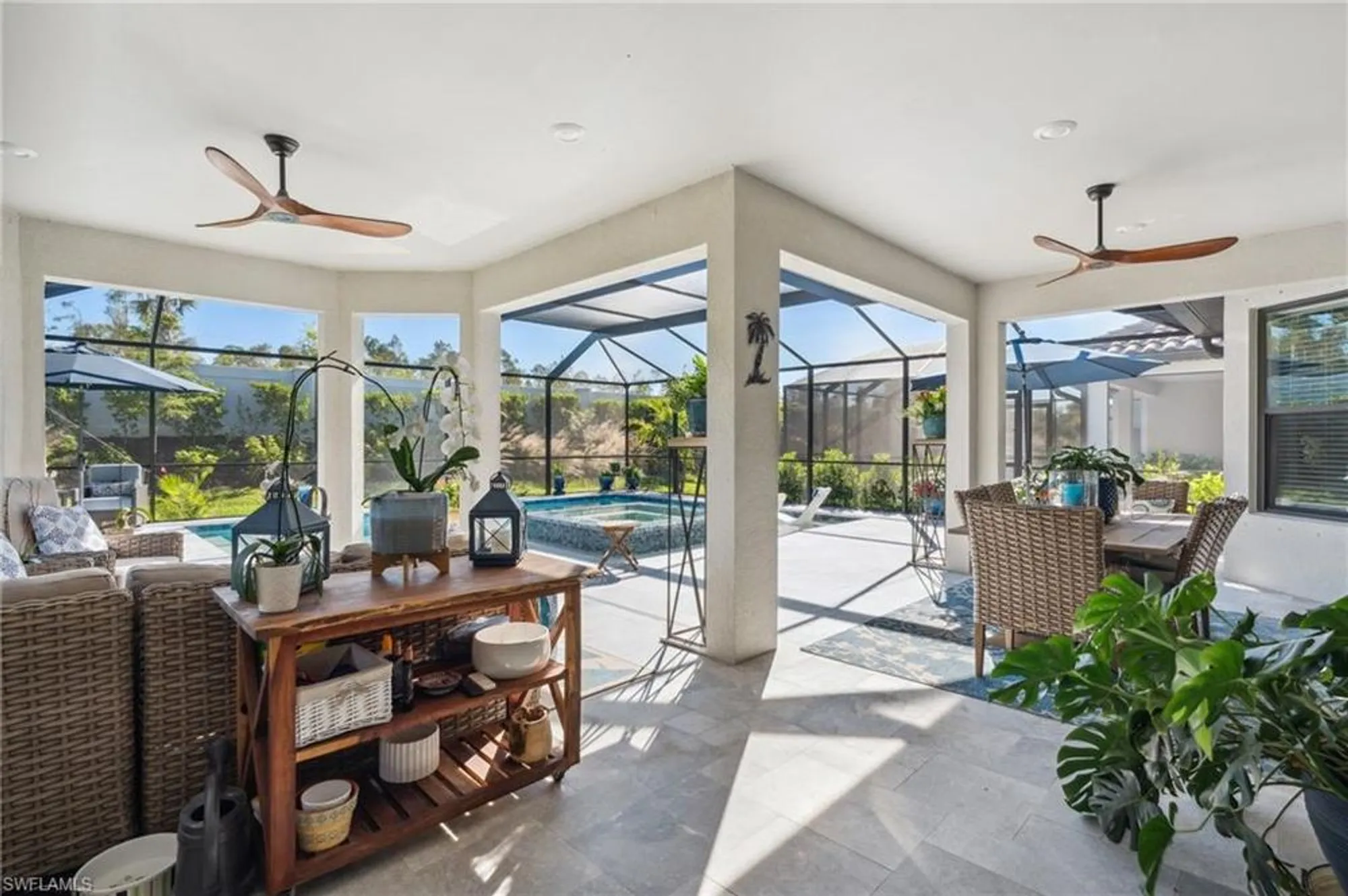 Property Slideshow image 30 of 50 | 17513 caravita ln, Fort Myers, FL, 33913