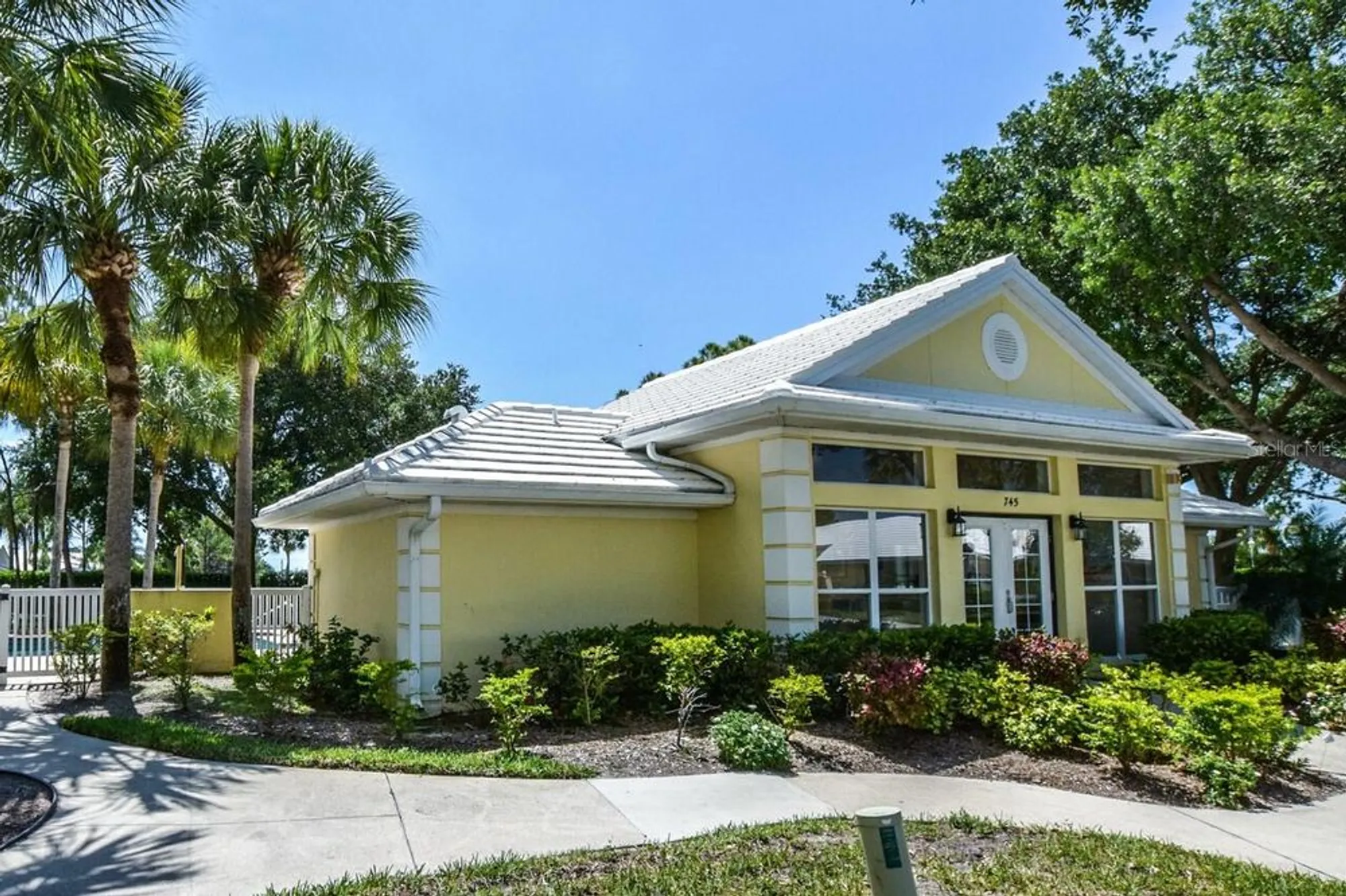 Property Slideshow image 45 of 65 | 702 brightside crescent dr 2, Venice, FL, 34293