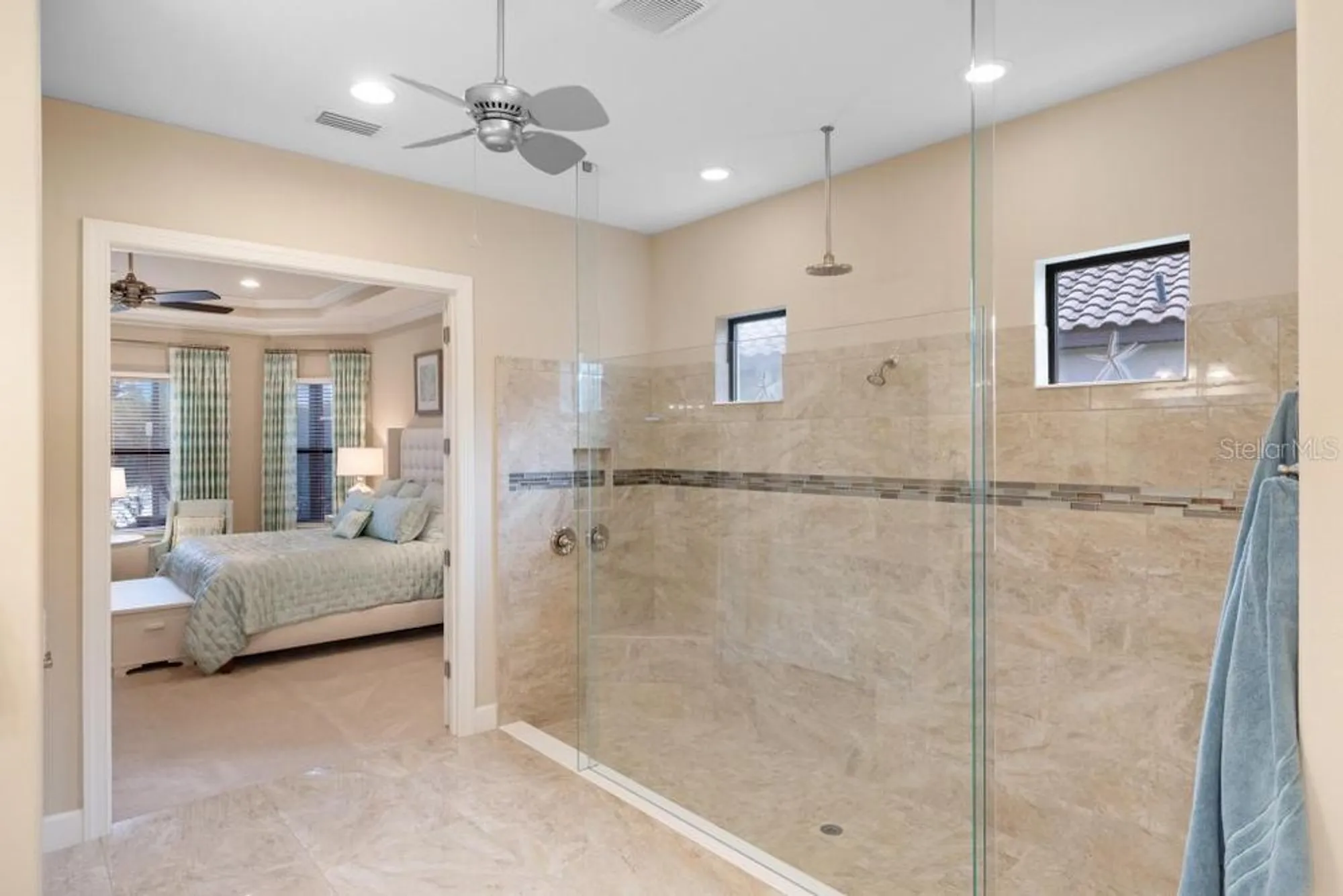 Property Slideshow image 19 of 46 | 4818 cabreo ct, Bradenton, FL, 34211