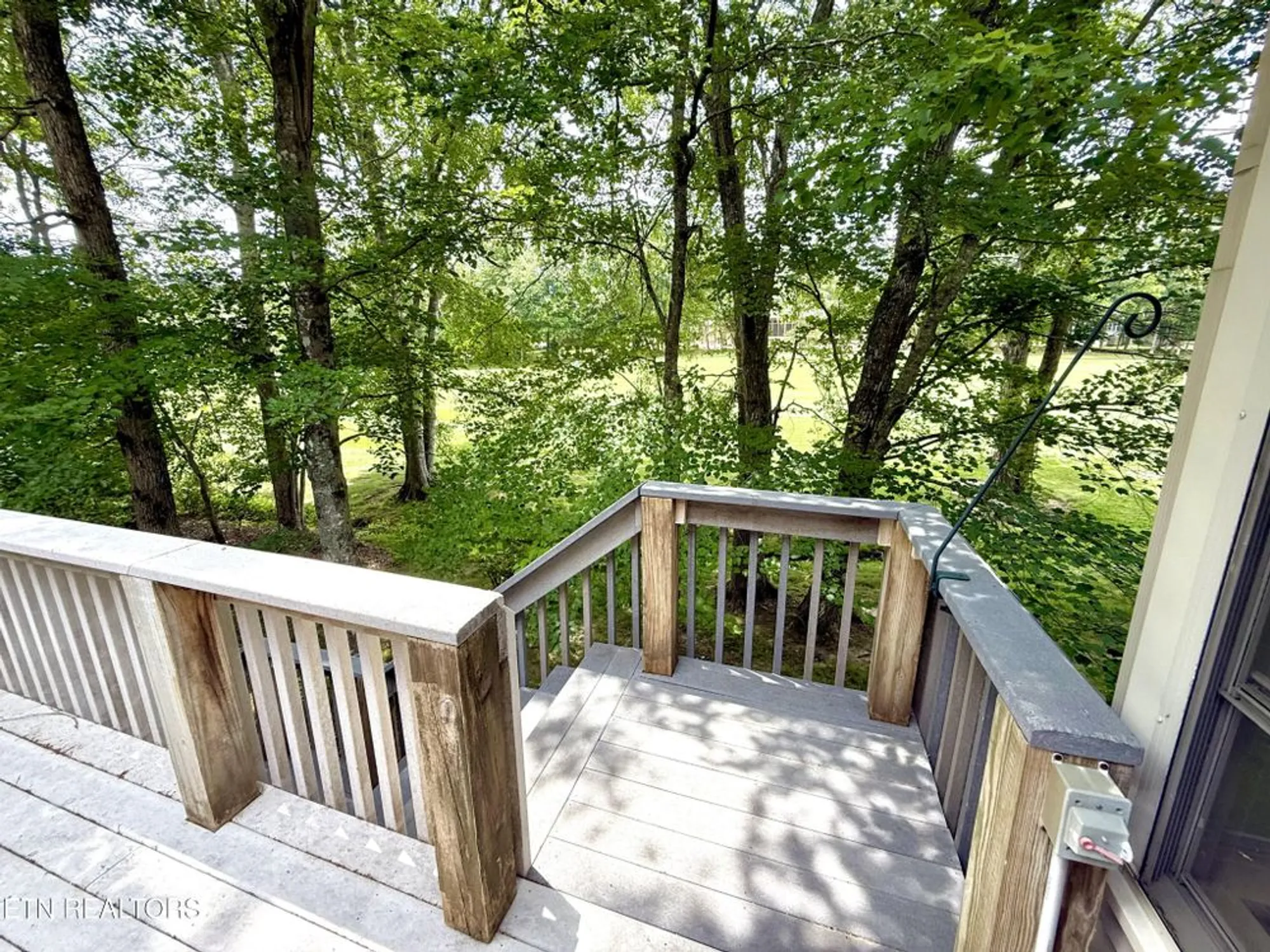 Property Slideshow image 36 of 55 | 17 kenwood ct, Crossville, TN, 38558