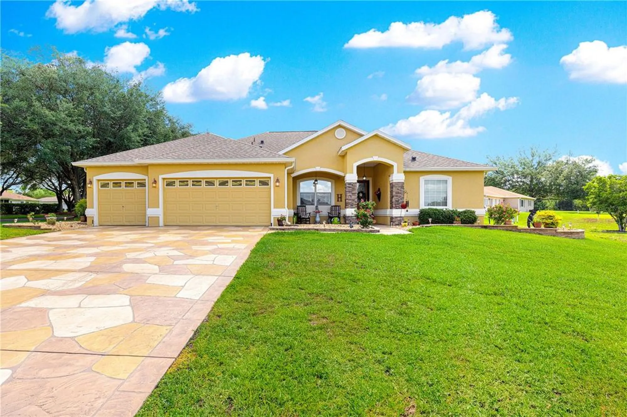 Property Slideshow image 2 of 74 | 13885 del webb blvd, Summerfield, FL, 34491