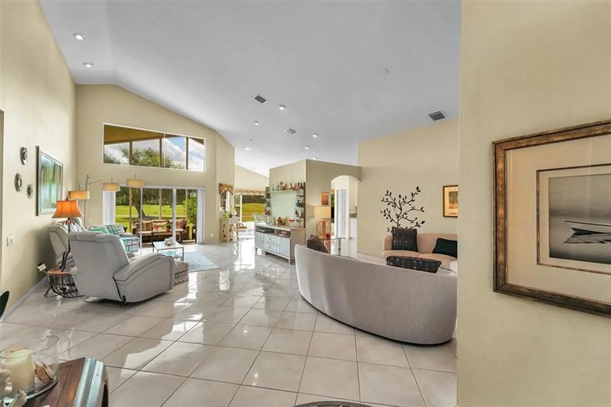 Property Slideshow image 12 of 65 | 6898 grenelefe rd, Boynton Beach, FL, 33437