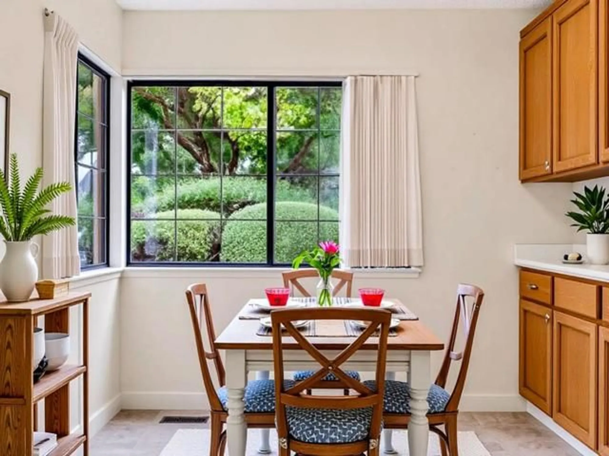 Property Slideshow image 8 of 45 | 7391 via cantares, San Jose, CA, 95135