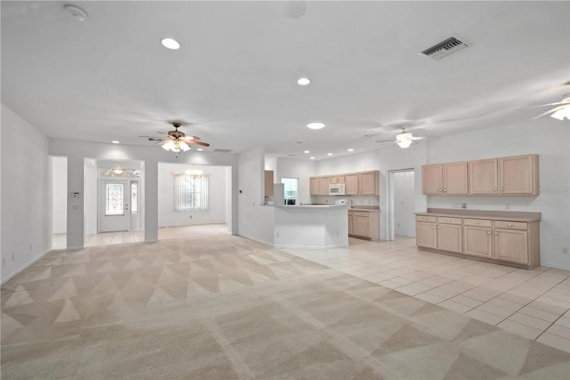 Property Slideshow image 14 of 48 | 9441 sw 90th st, Ocala, FL, 34481