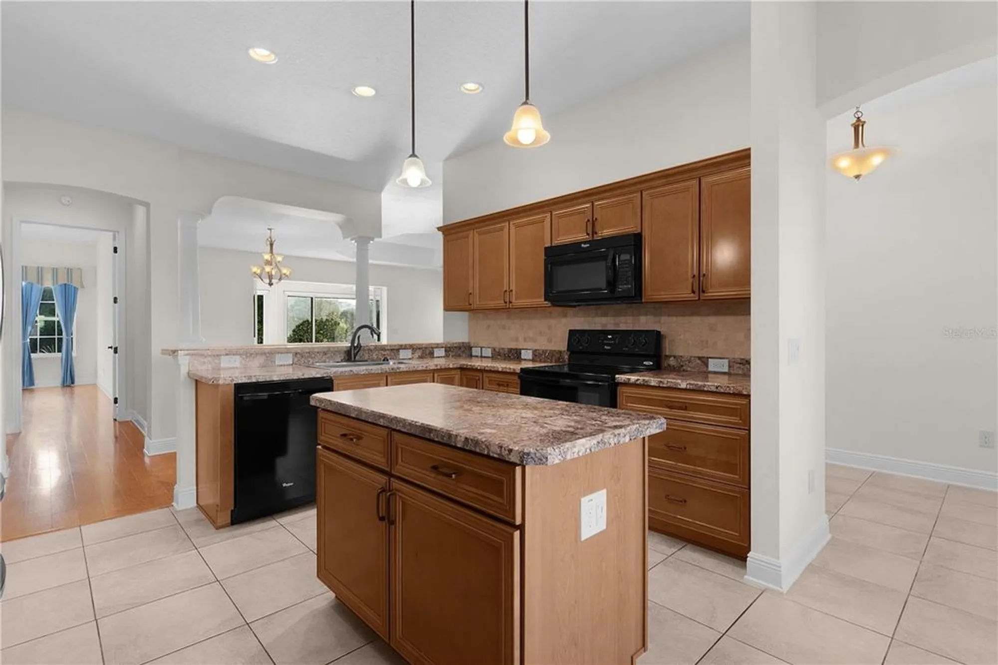 Property Slideshow image 18 of 51 | 2935 cedar grove loop, The Villages, FL, 32163