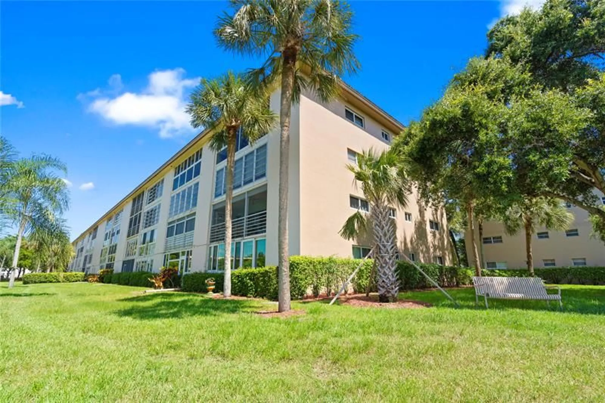 Property Slideshow image 28 of 33 | 4301 martinique cir c2, Coconut Creek, FL, 33066