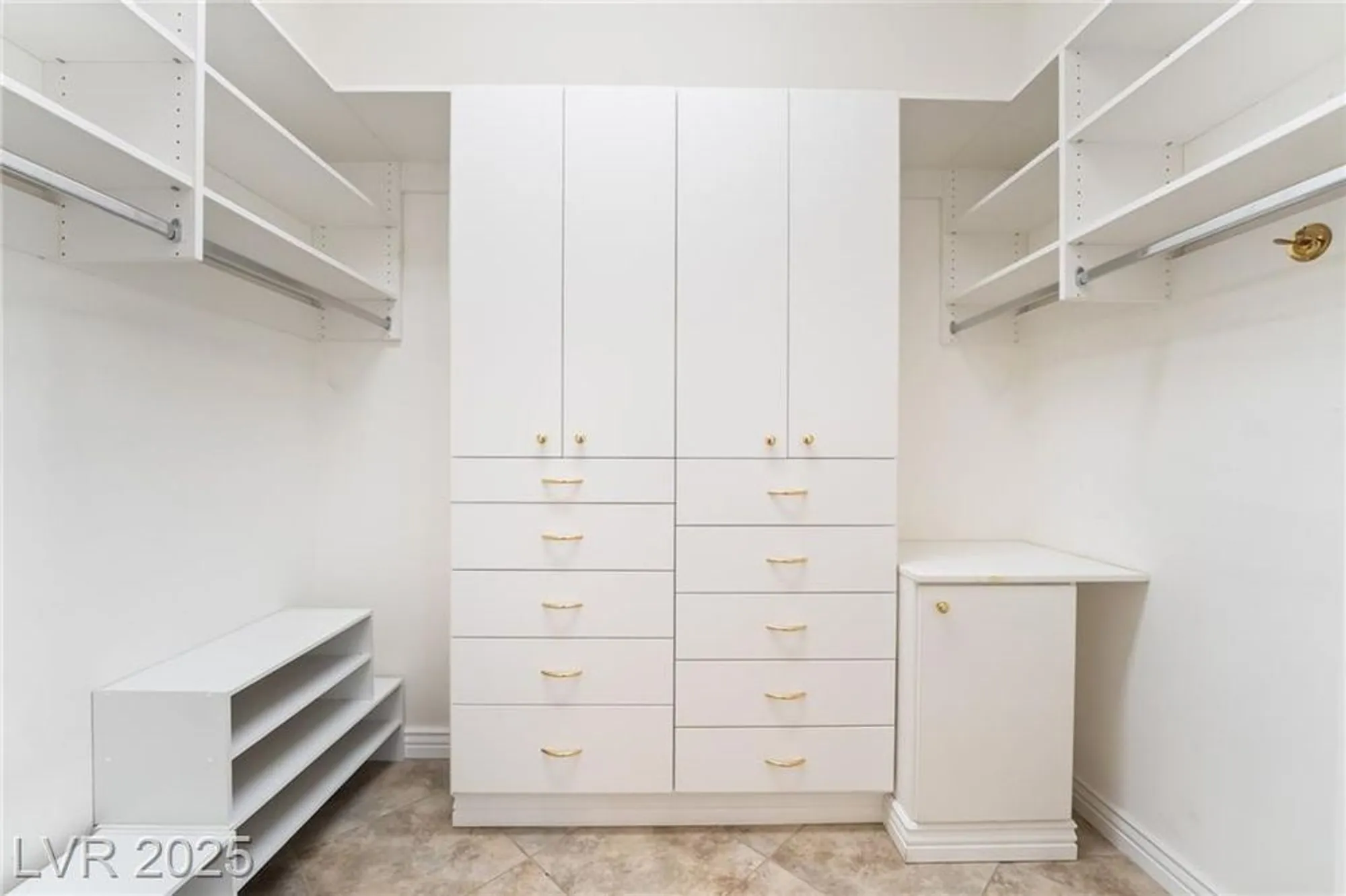 Property Slideshow image 28 of 41 | 4151 agosta luna pl, Las Vegas, NV, 89135