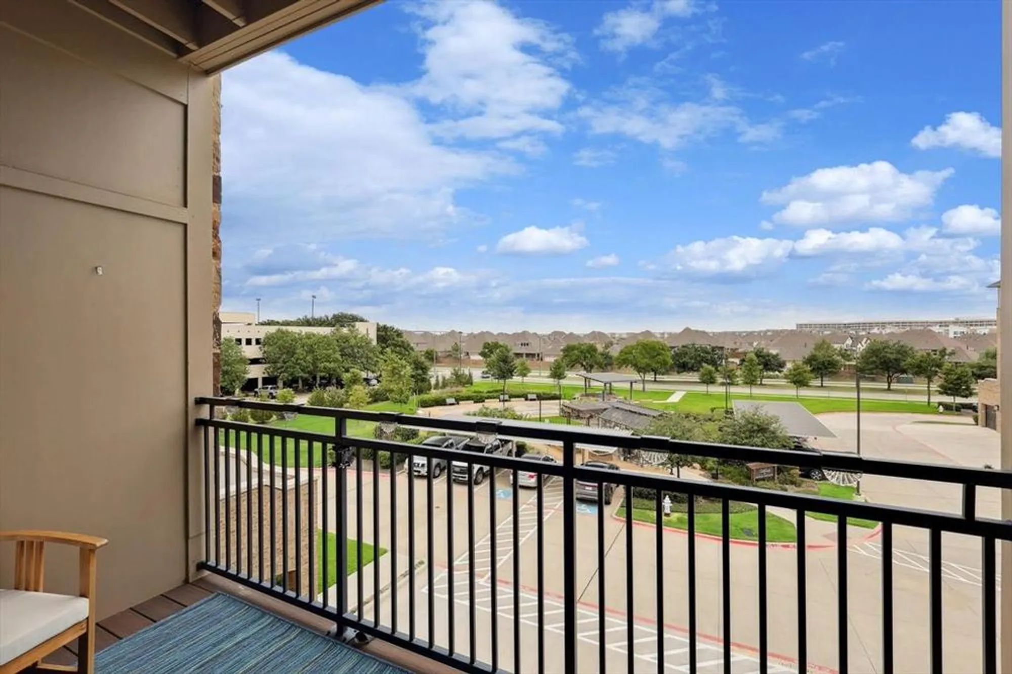 Property Slideshow image 24 of 38 | 1735 wittington pl apt 3308, Dallas, TX, 75234