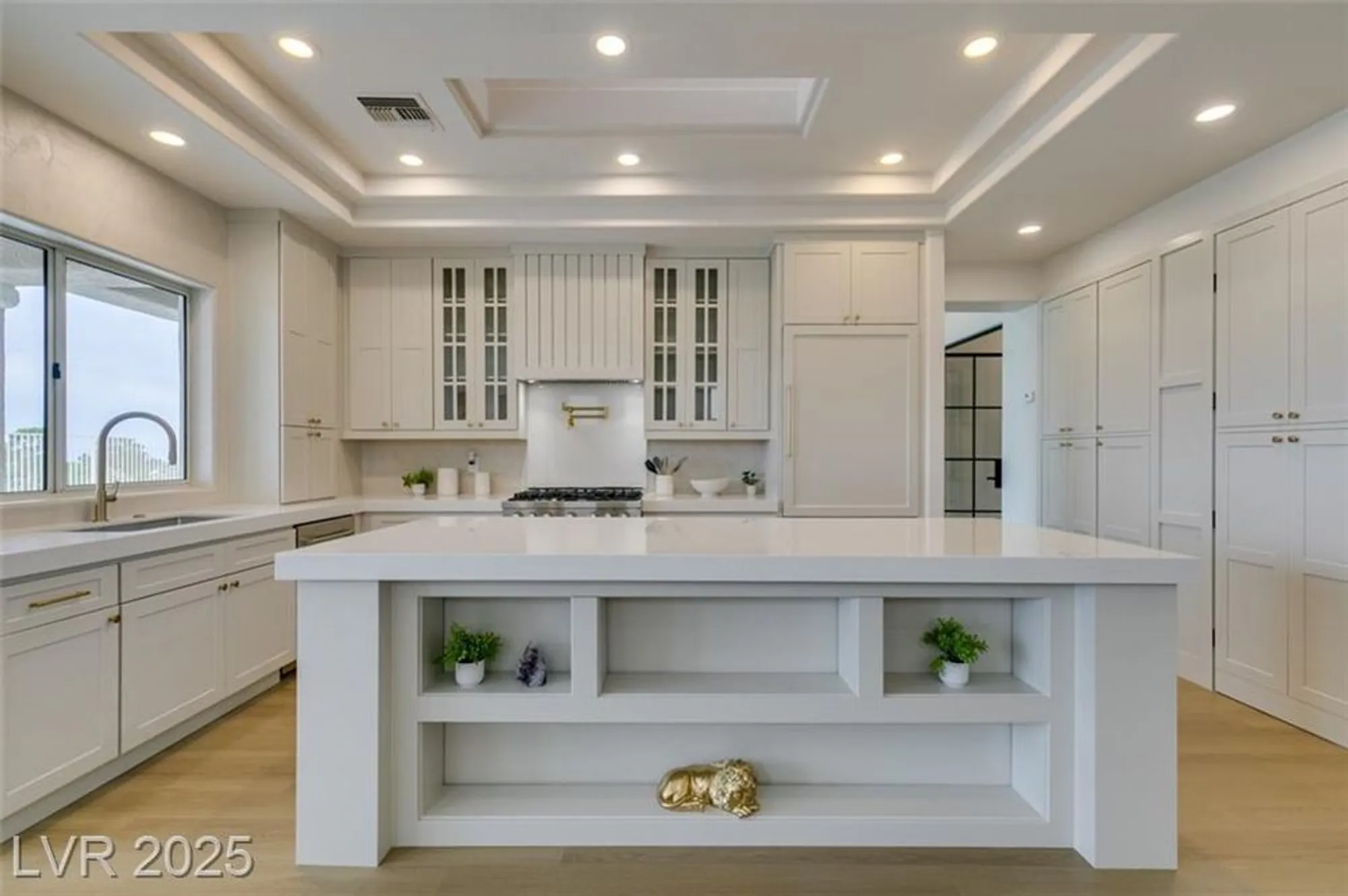 Property Slideshow image 1 of 39 | 2104 hot oak ridge st, Las Vegas, NV, 89134