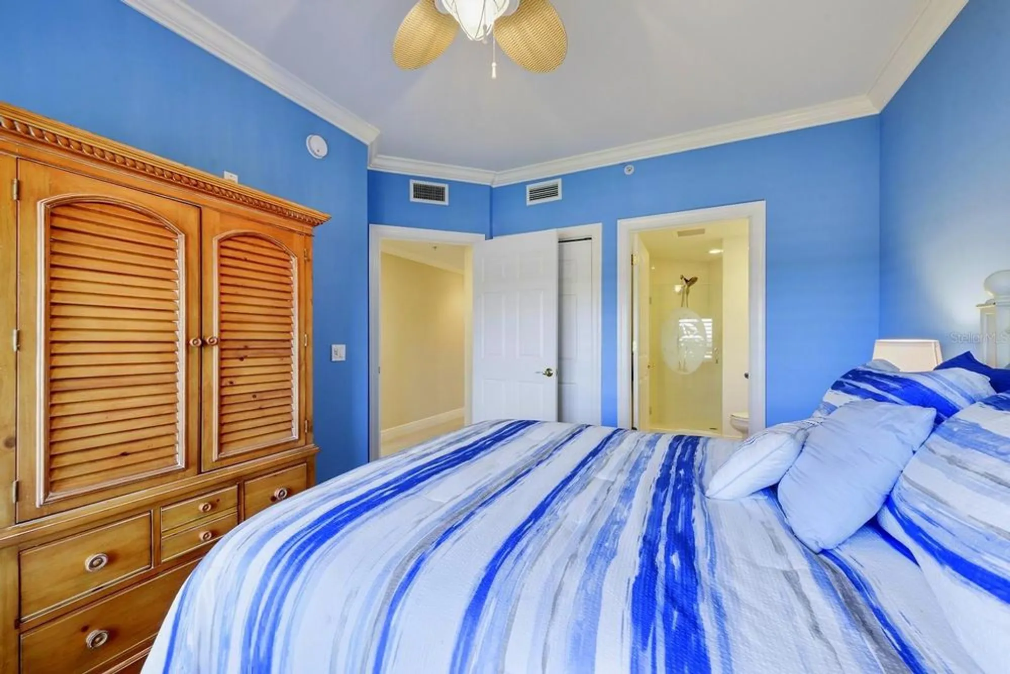 Property Slideshow image 36 of 73 | 3329 sunset key cir 401, Punta Gorda, FL, 33955