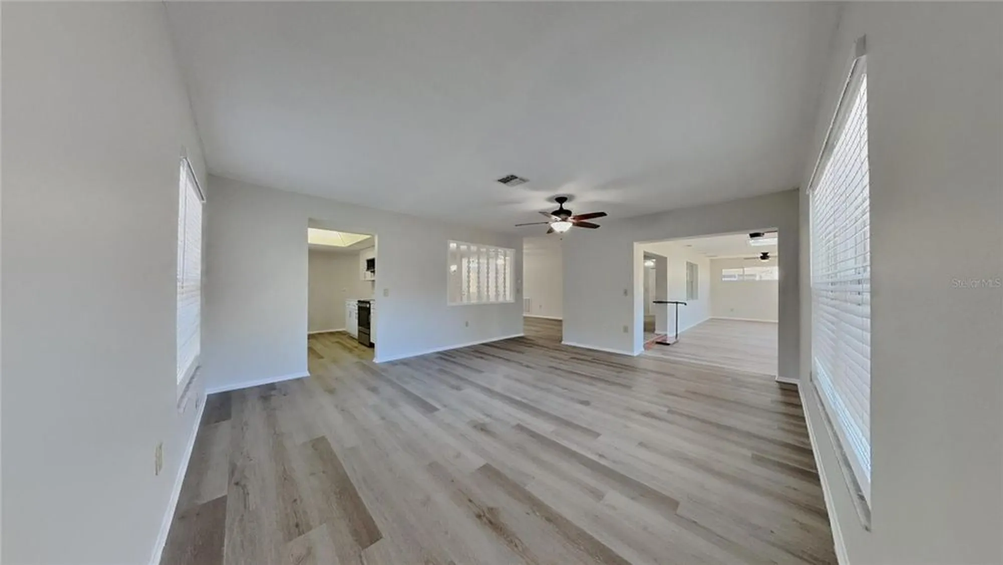 Property Slideshow image 10 of 14 | 2607 royal ridge dr, Spring Hill, FL, 34606