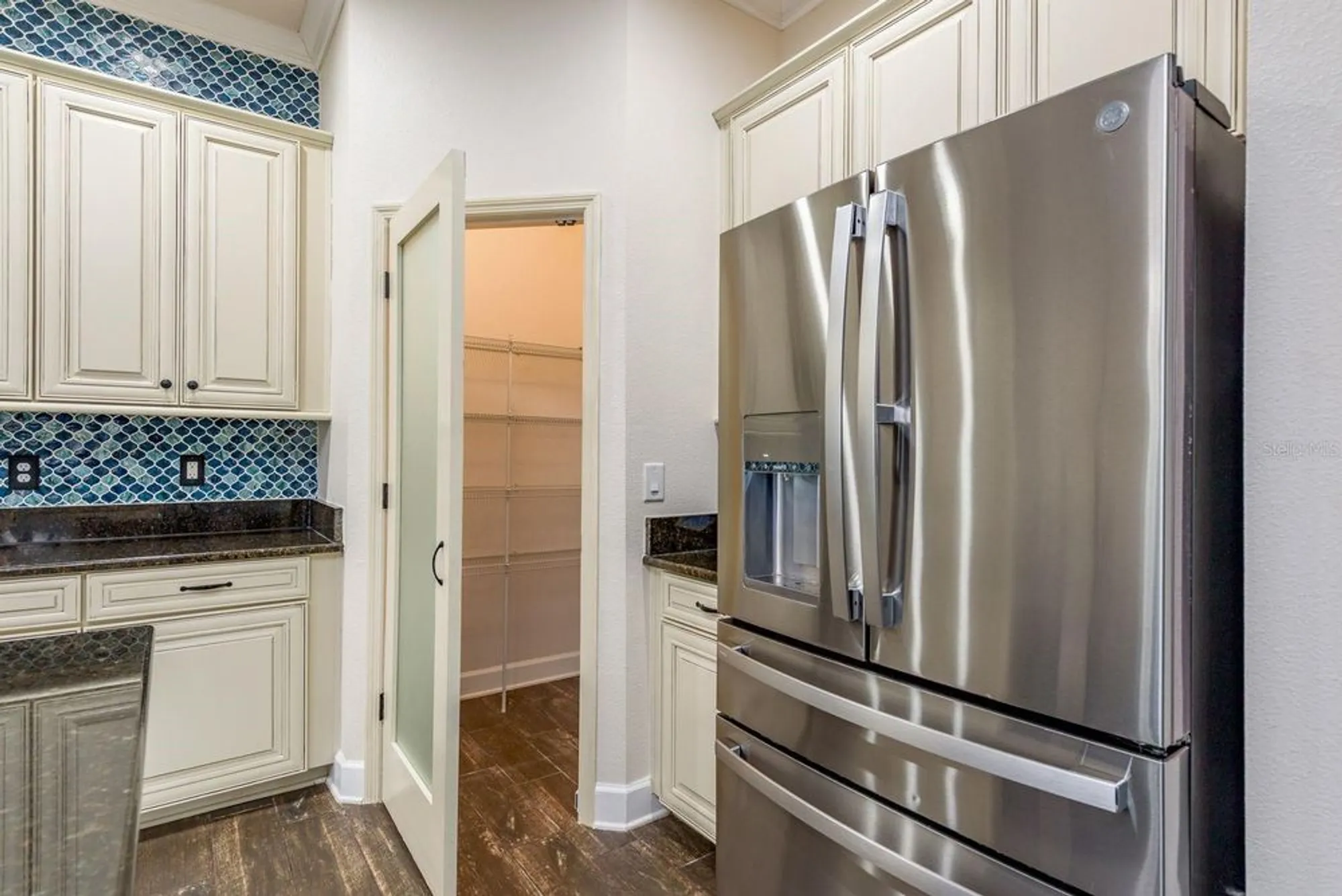 Property Slideshow image 13 of 43 | 5116 coastal scene dr, Apollo Beach, FL, 33572