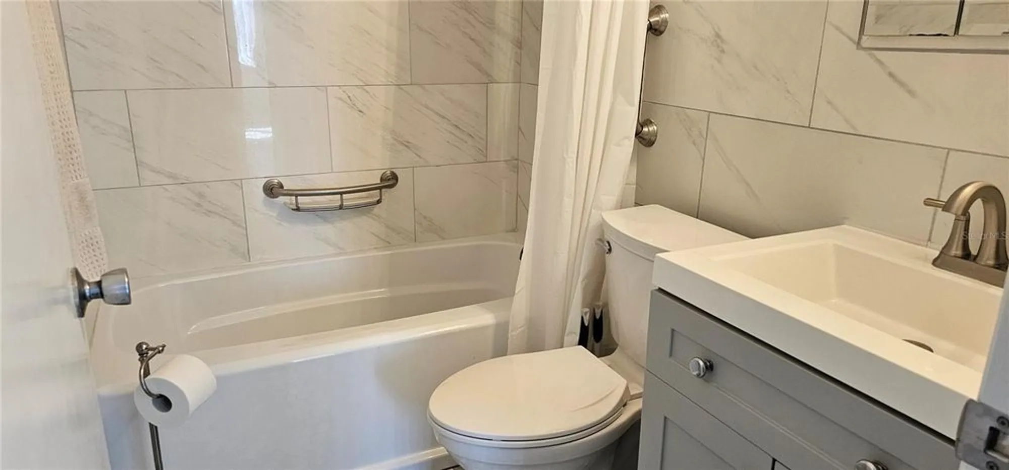 Property Slideshow image 6 of 60 | 2468 florentine way apt 26, Clearwater, FL, 33763