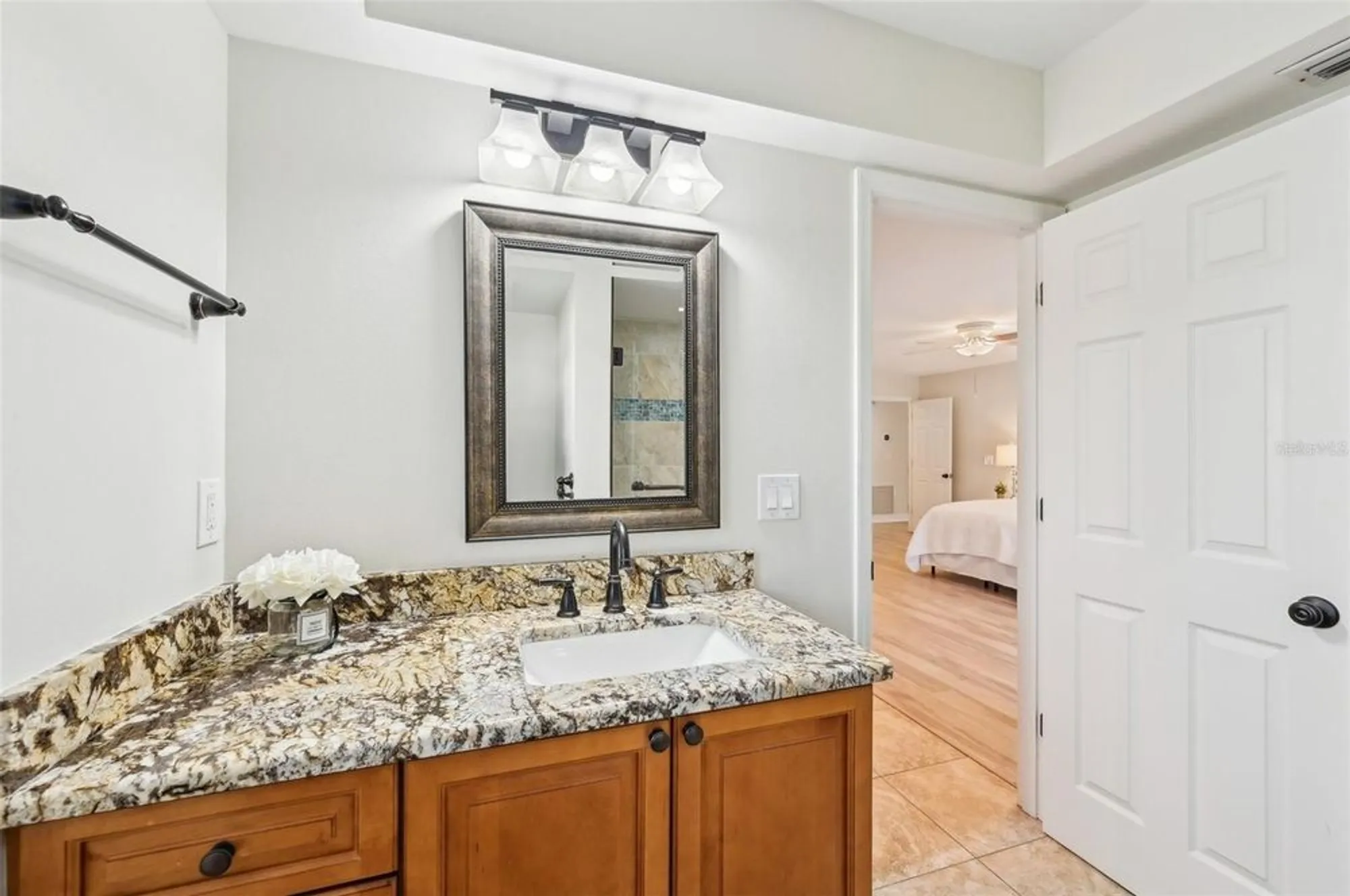 Property Slideshow image 29 of 45 | 3880 wilshire cir # 28, Sarasota, FL, 34238