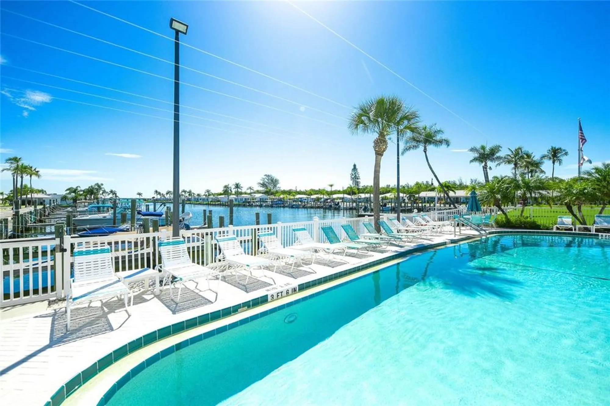 Property Slideshow image 22 of 39 | 738 el centro, Longboat Key, FL, 34228