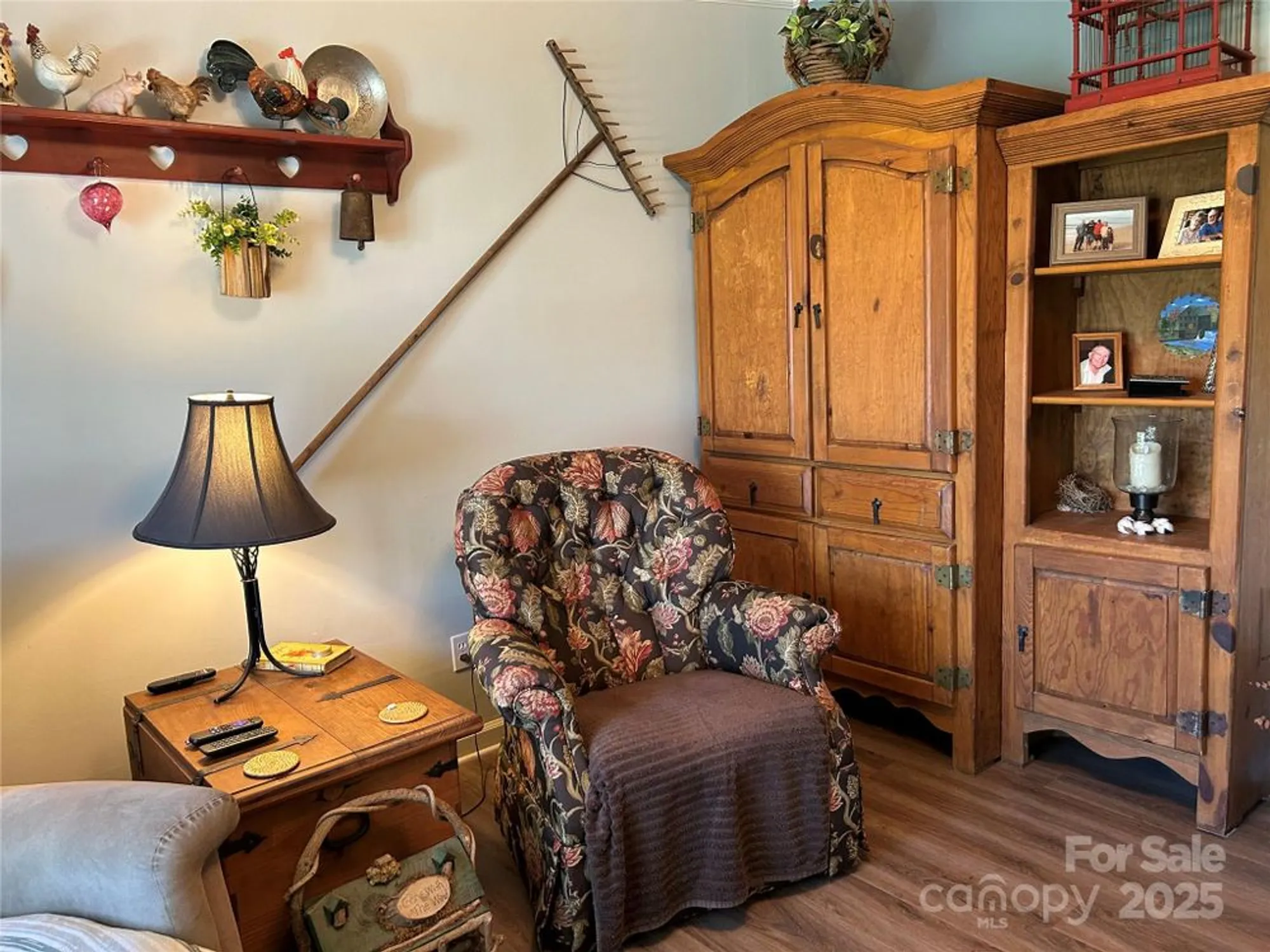 Property Slideshow image 20 of 43 | 429 riverwind dr, Hendersonville, NC, 28739