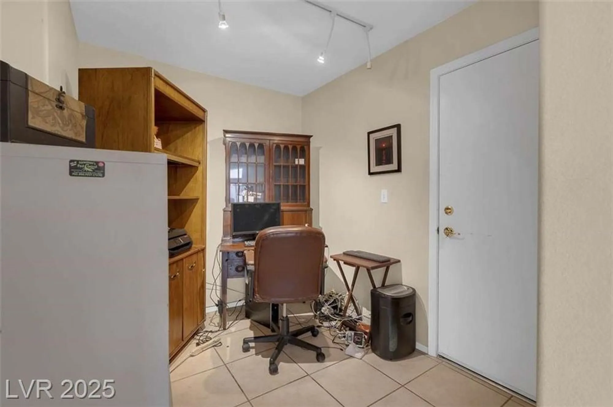 Property Slideshow image 38 of 44 | 10017 bundella dr, Las Vegas, NV, 89134