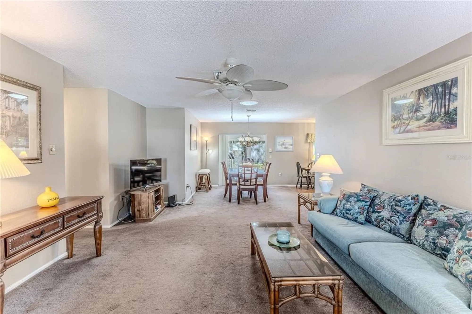 Property Slideshow image 10 of 50 | 6375 ocean pines ln, Spring Hill, FL, 34606