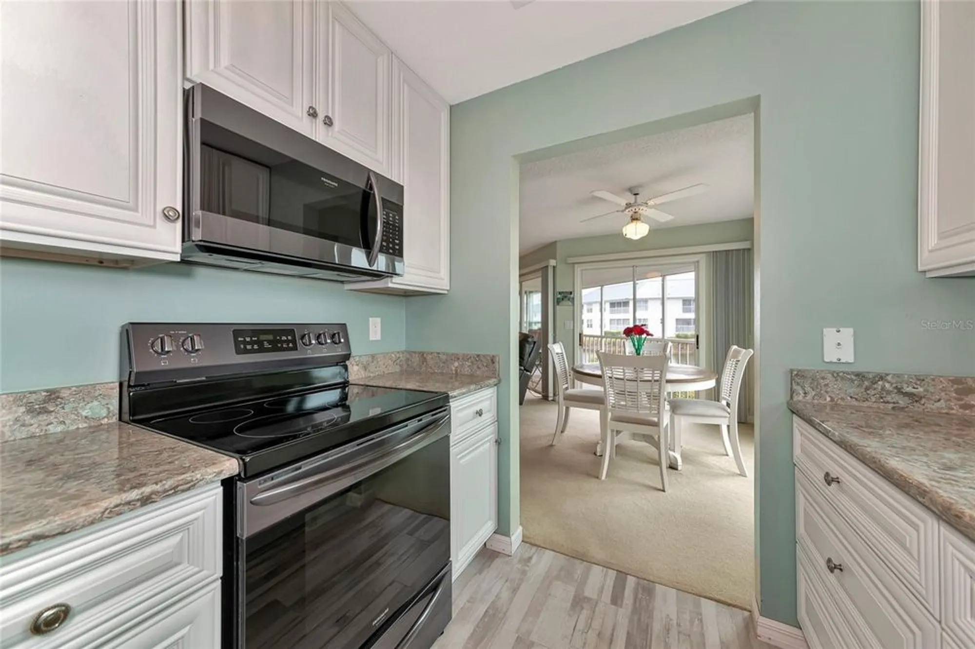 Property Slideshow image 13 of 53 | 829 audubon dr # 829, Bradenton, FL, 34209