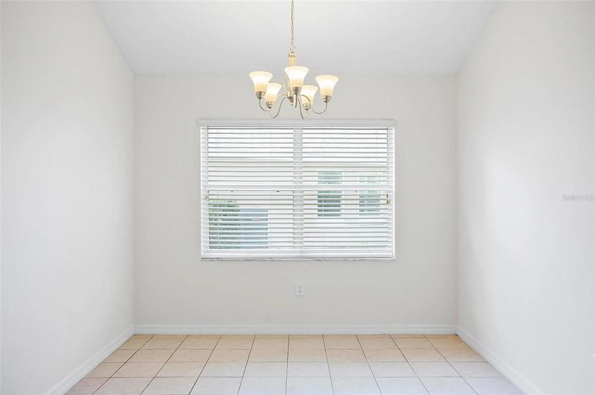 Property Slideshow image 6 of 39 | 6 point doral ct, Palm Coast, FL, 32137