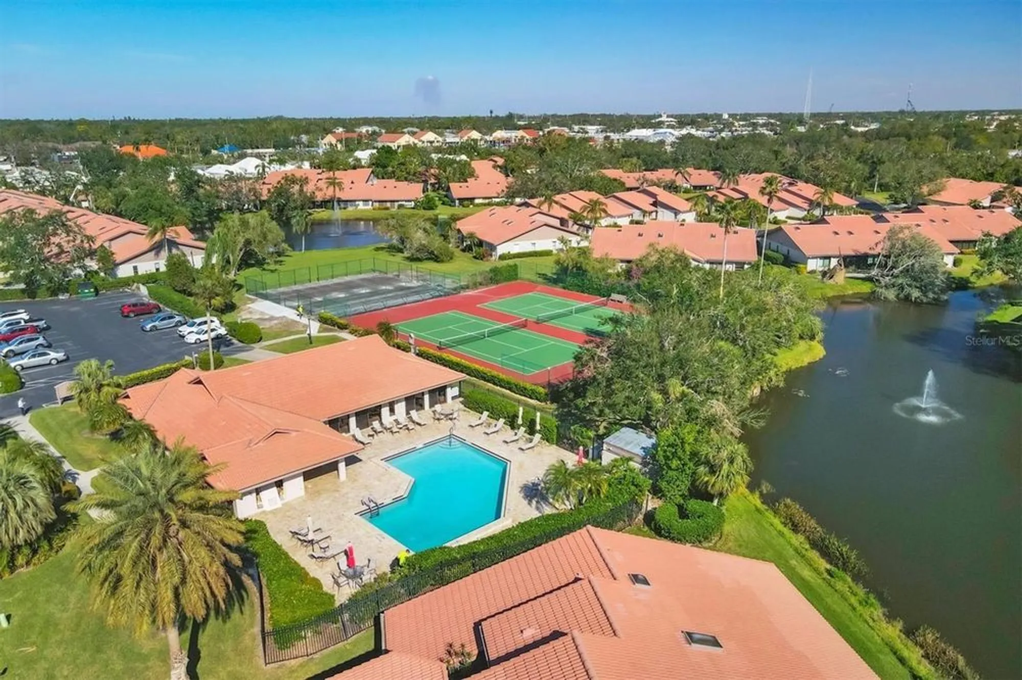 Property Slideshow image 55 of 59 | 3825 wilshire cir 1, Sarasota, FL, 34238