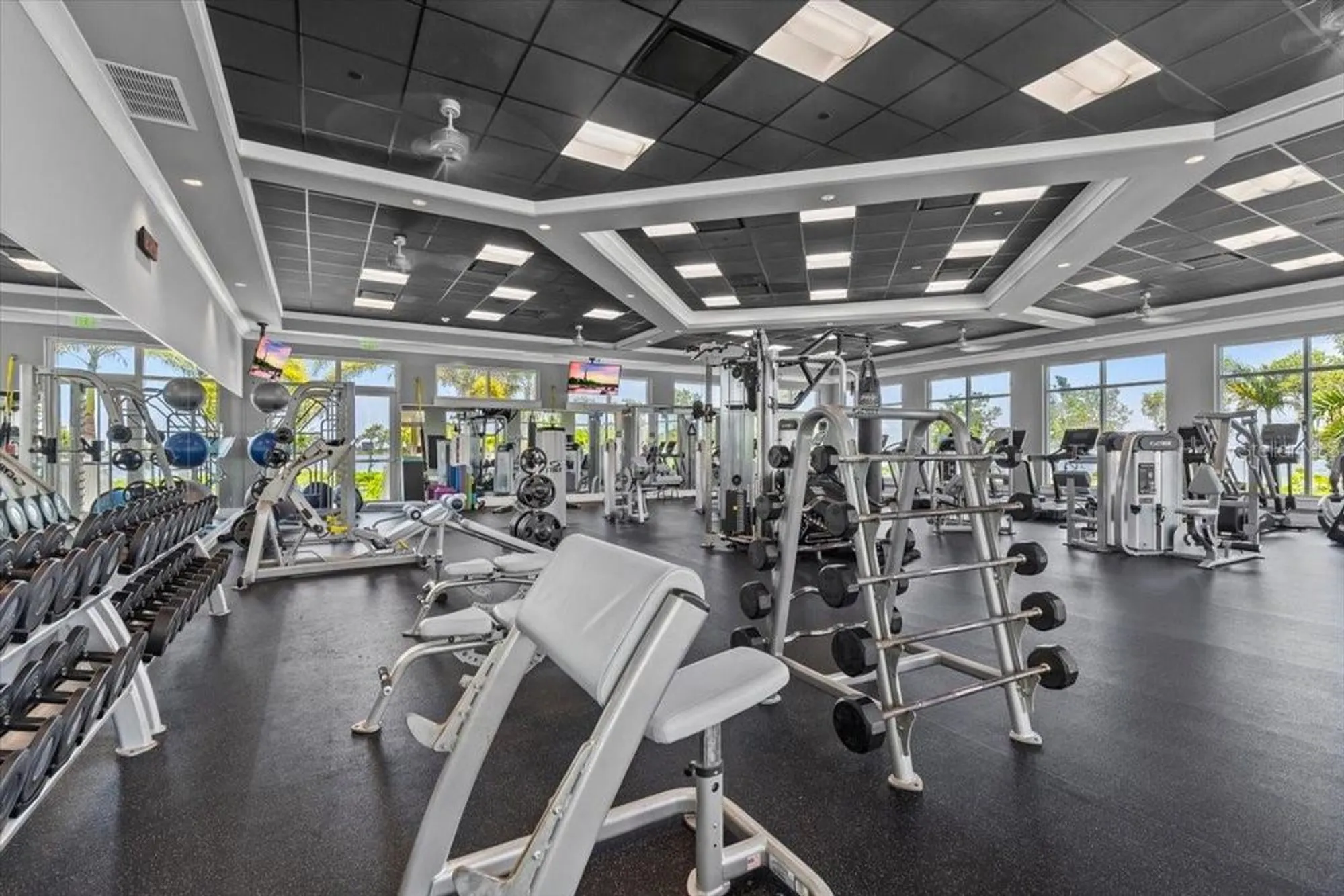 Property Slideshow image 75 of 88 | 340 sapphire lake dr 202, Bradenton, FL, 34209