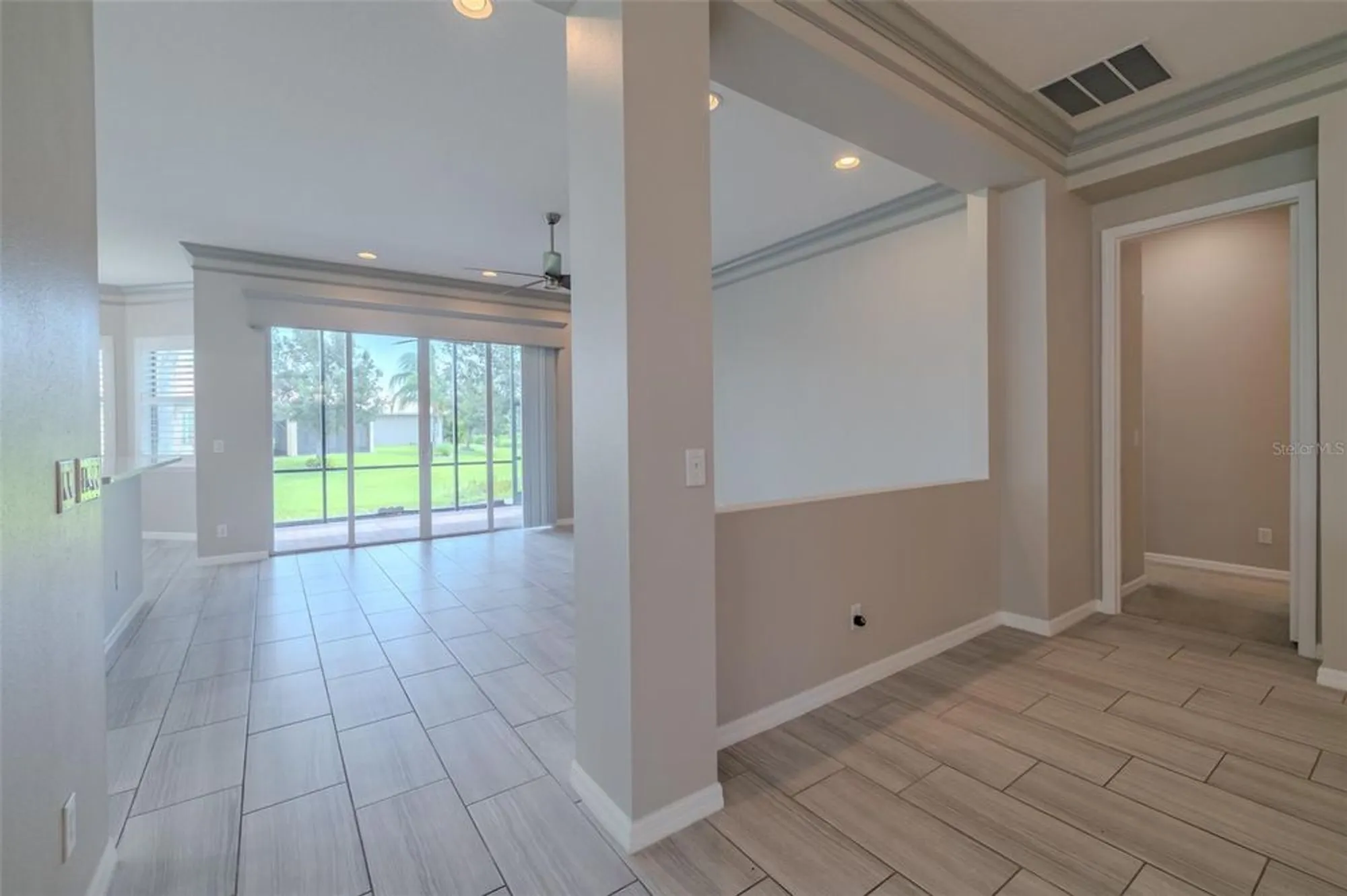 Property Slideshow image 20 of 100 | 16106 cedar key dr, Wimauma, FL, 33598