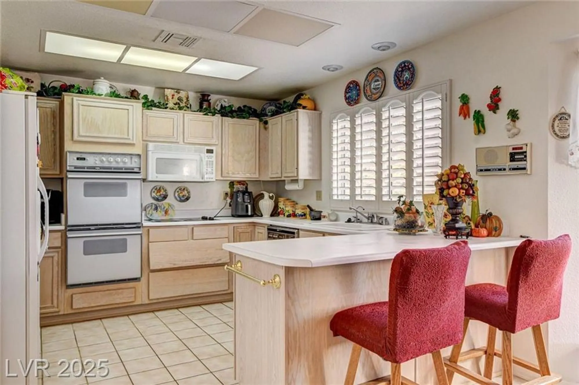 Property Slideshow image 24 of 48 | 8844 sunny mead ct, Las Vegas, NV, 89134