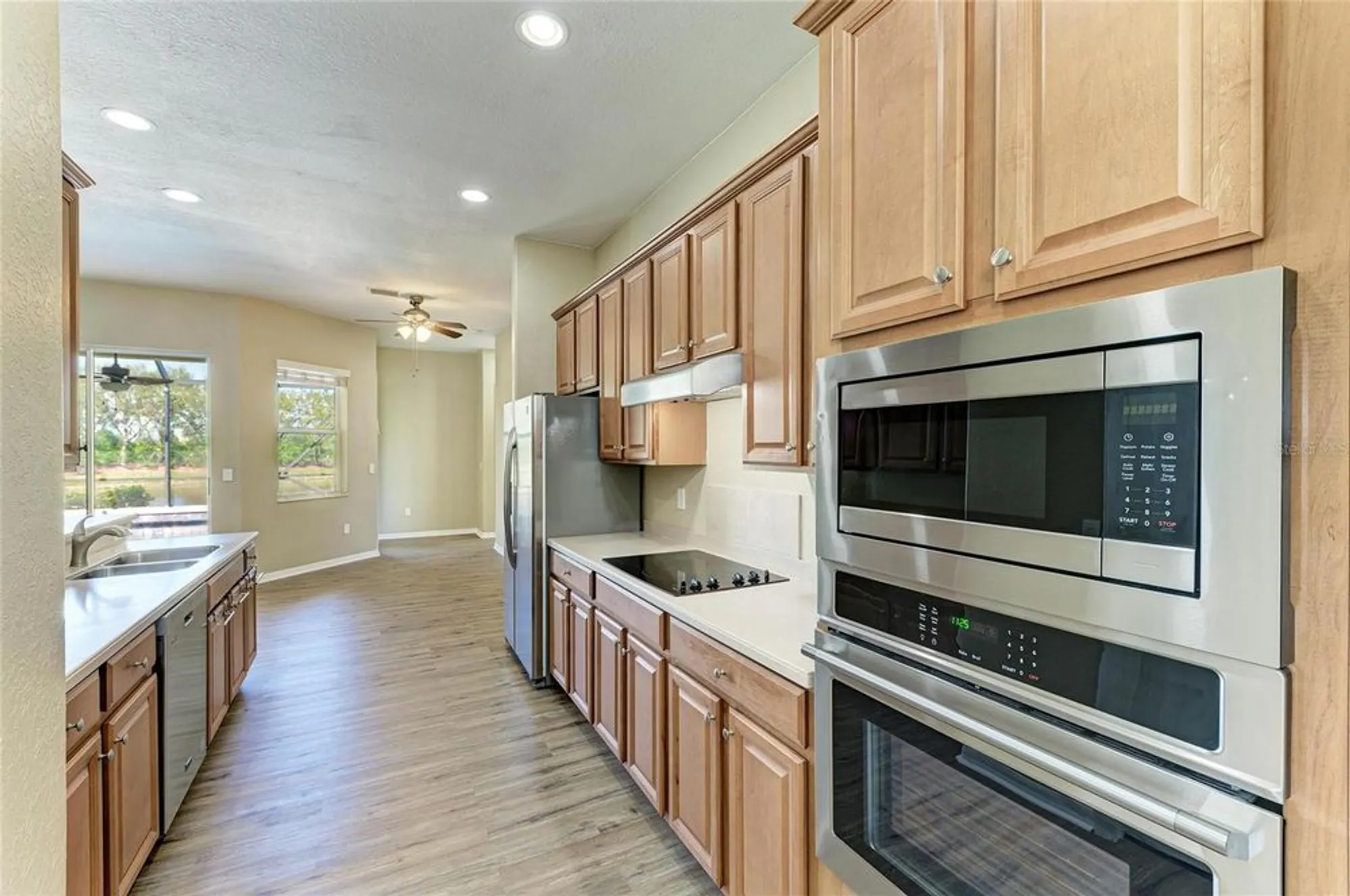 Property Slideshow image 20 of 47 | 428 grand preserve cv, Bradenton, FL, 34212
