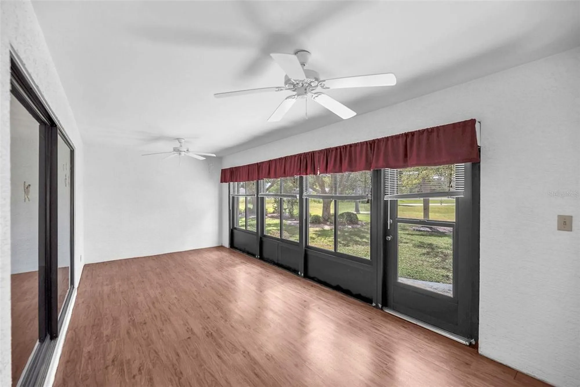 Property Slideshow image 18 of 39 | 904 sun key ct, Sun City Center, FL, 33573