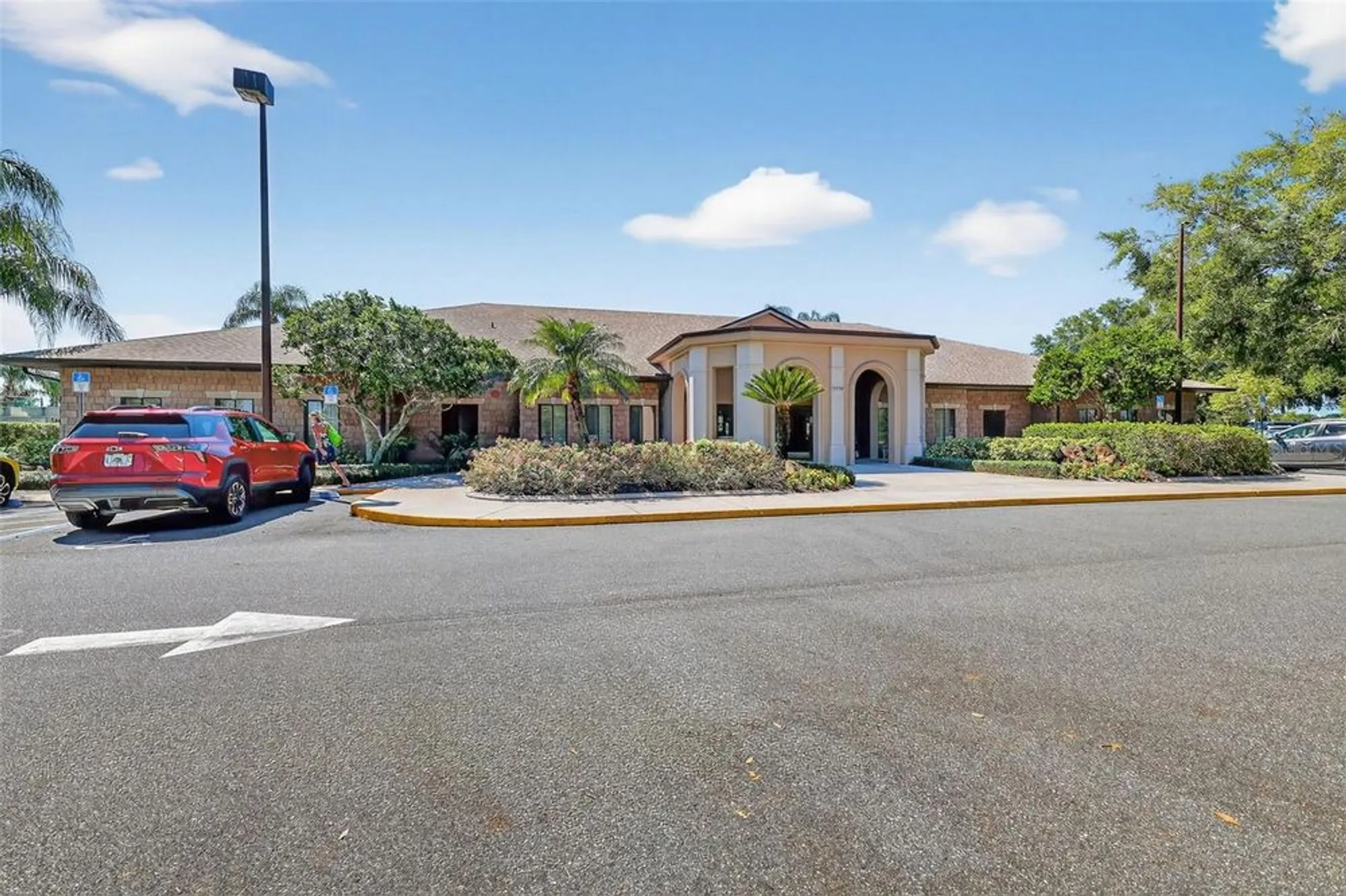 Property Slideshow image 49 of 66 | 21607 regency park ln, Leesburg, FL, 34748