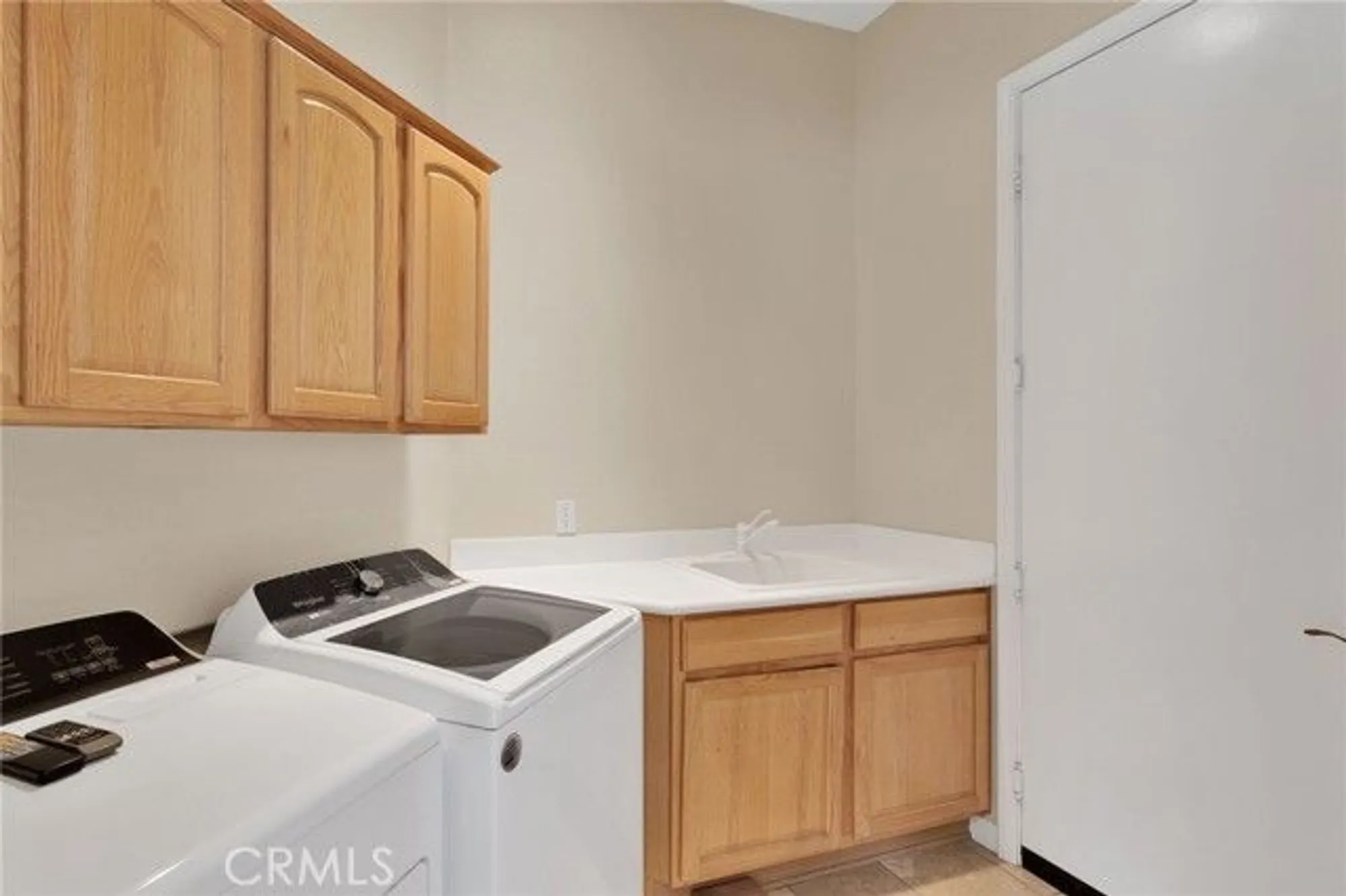 Property Slideshow image 9 of 26 | 11147 avonlea rd, Apple Valley, CA, 92308