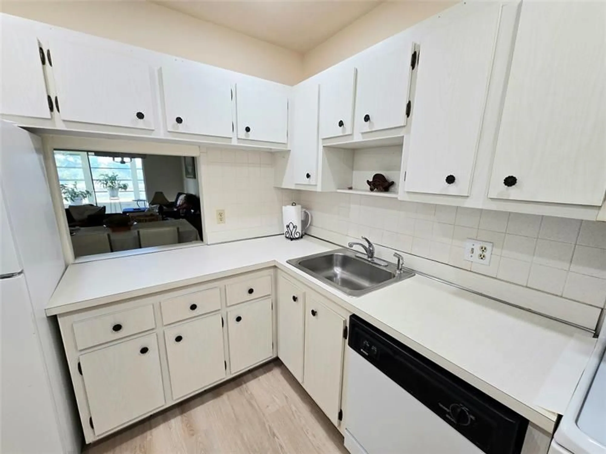 Property Slideshow image 5 of 18 | 7610 nw 1st st 203, Margate, FL, 33063