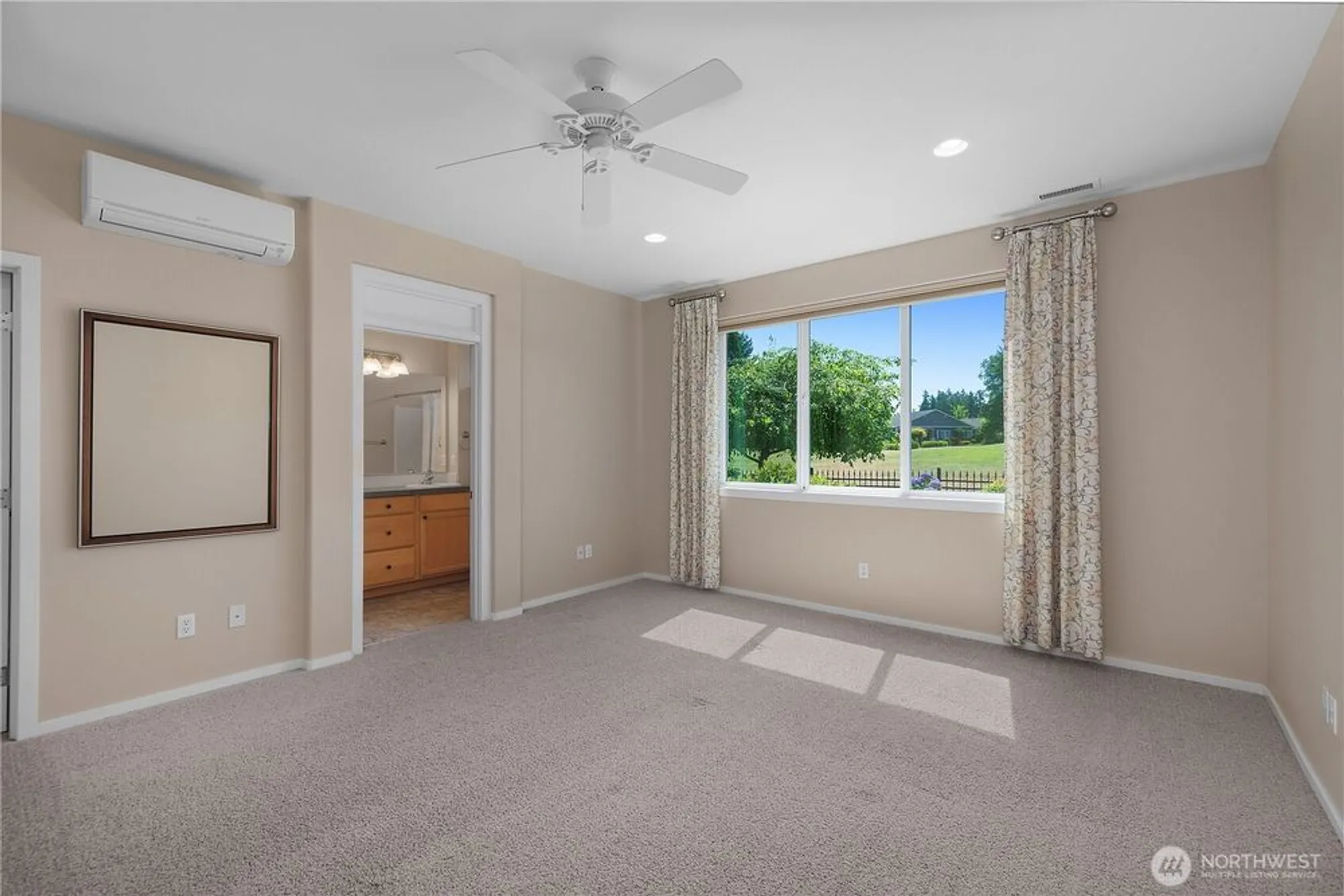 Property Slideshow image 35 of 39 | 4812 spokane st, Lacey, WA, 98516