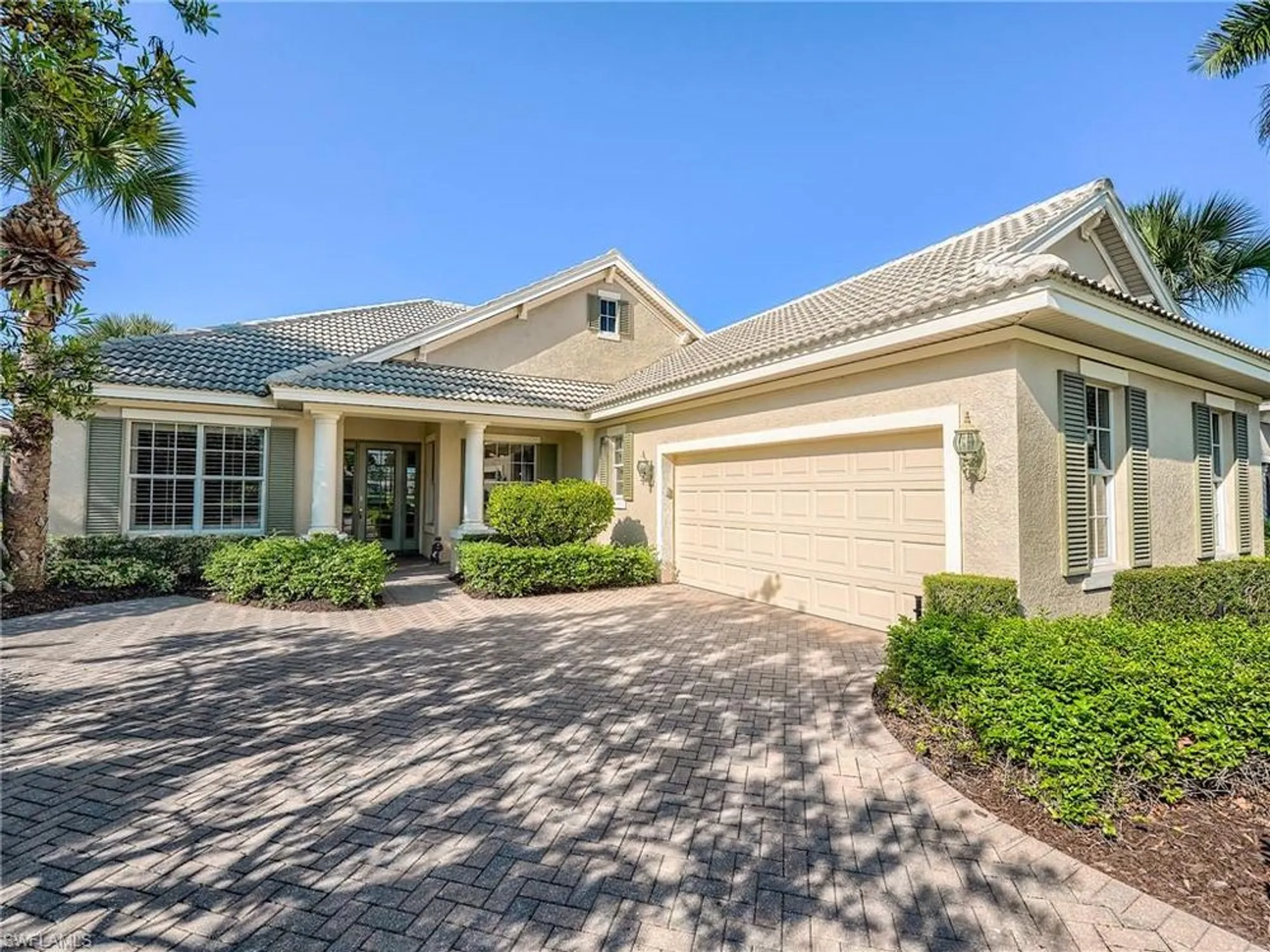 Property Slideshow image 2 of 49 | 3430 shady bnd, Fort Myers, FL, 33905