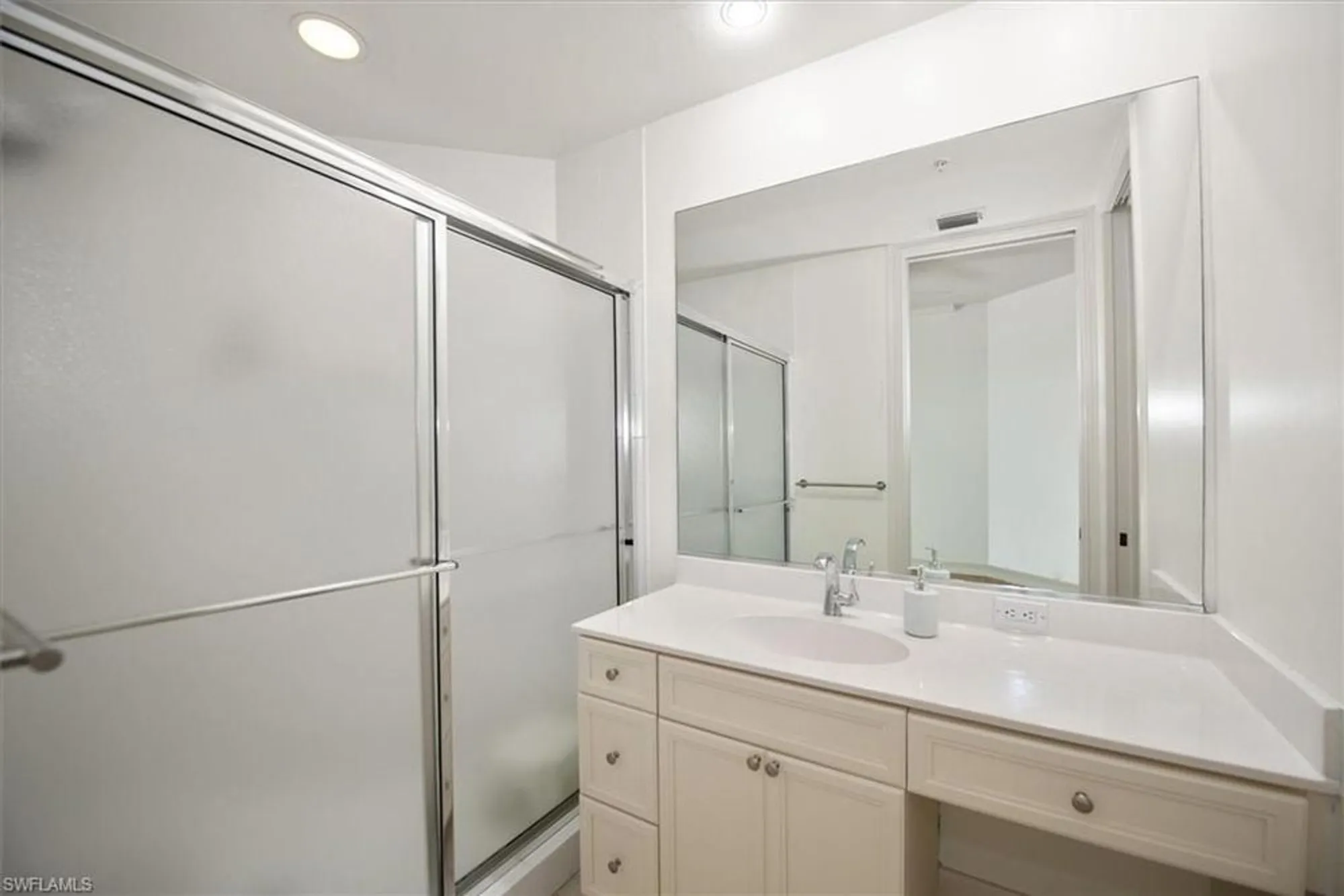 Property Slideshow image 24 of 44 | 4801 island pond ct 405, Bonita Springs, FL, 34134