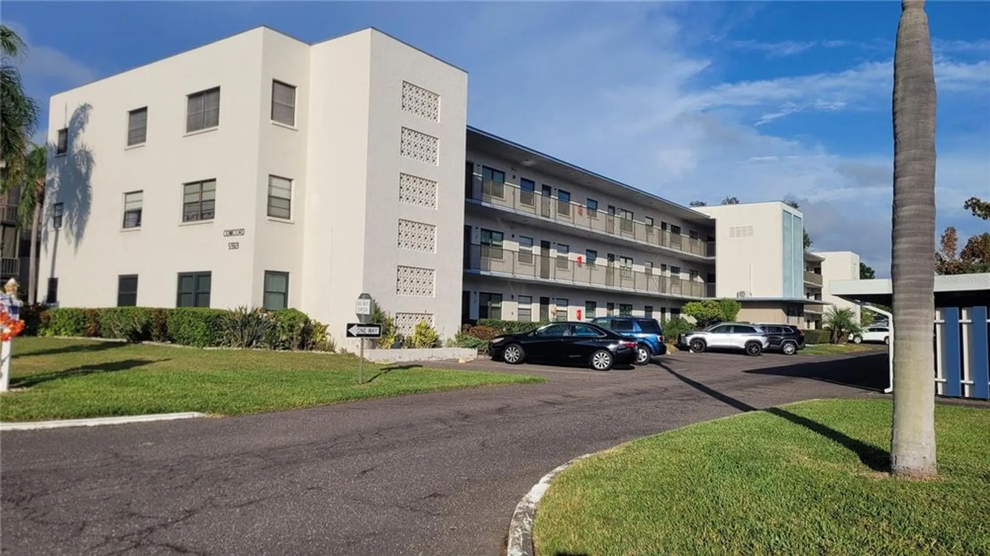 Property Slideshow image 22 of 22 | 5969 terrace park dr n unit 305, St Petersburg, FL, 33709