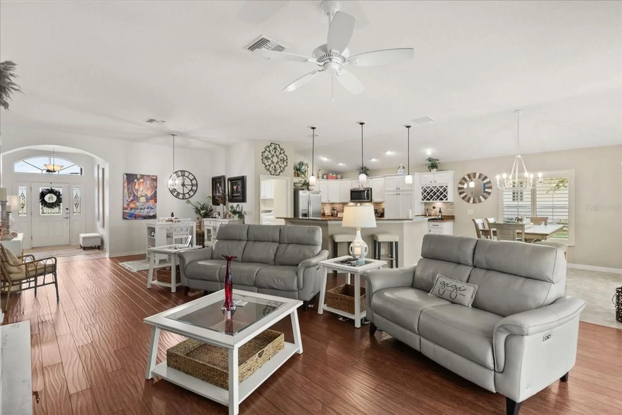 Property Slideshow image 7 of 38 | 10069 lake miona way, Oxford, FL, 34484