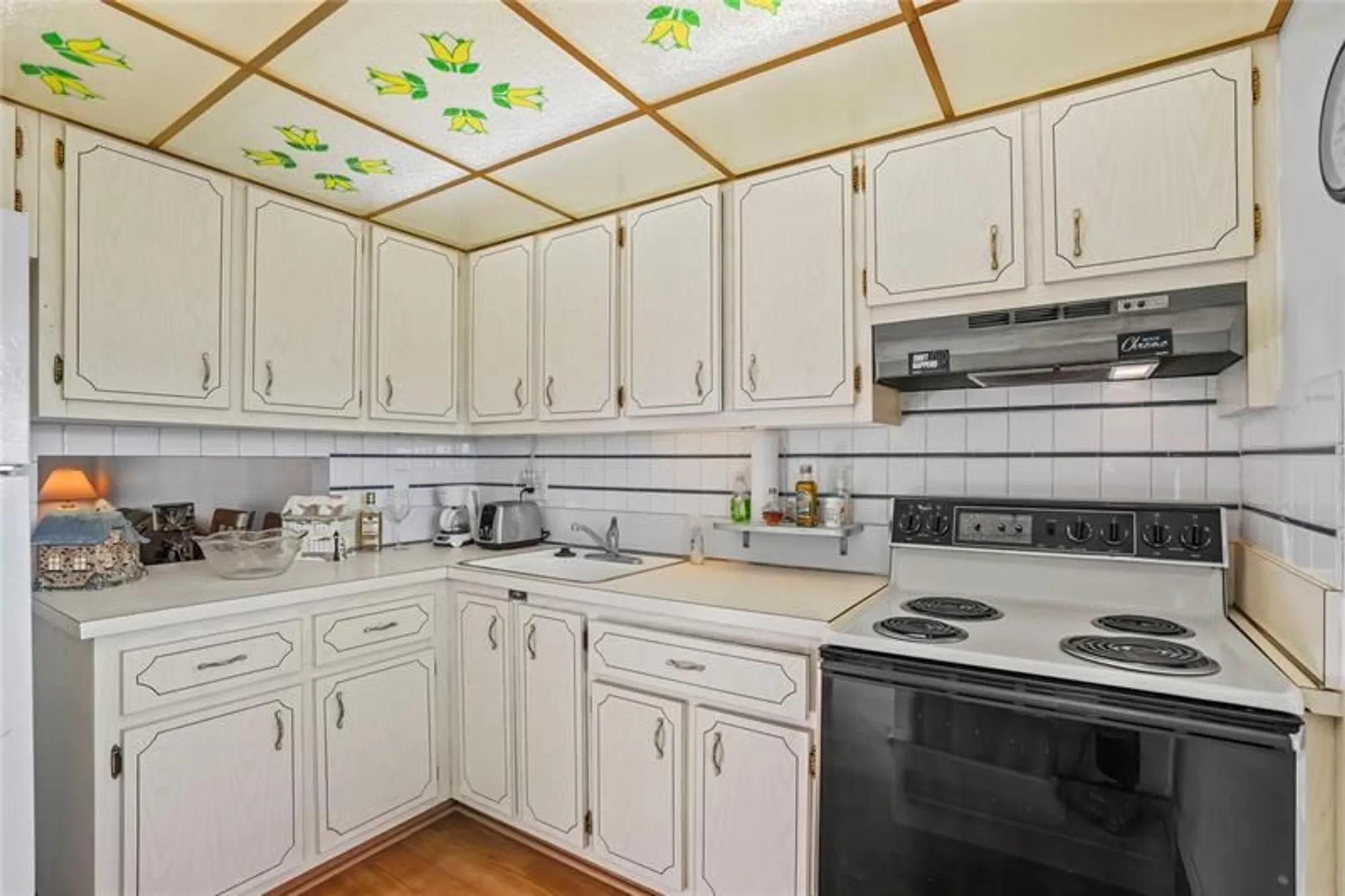 Property Slideshow image 10 of 43 | 3001 nw 46th ave 404, Lauderdale Lakes, FL, 33313