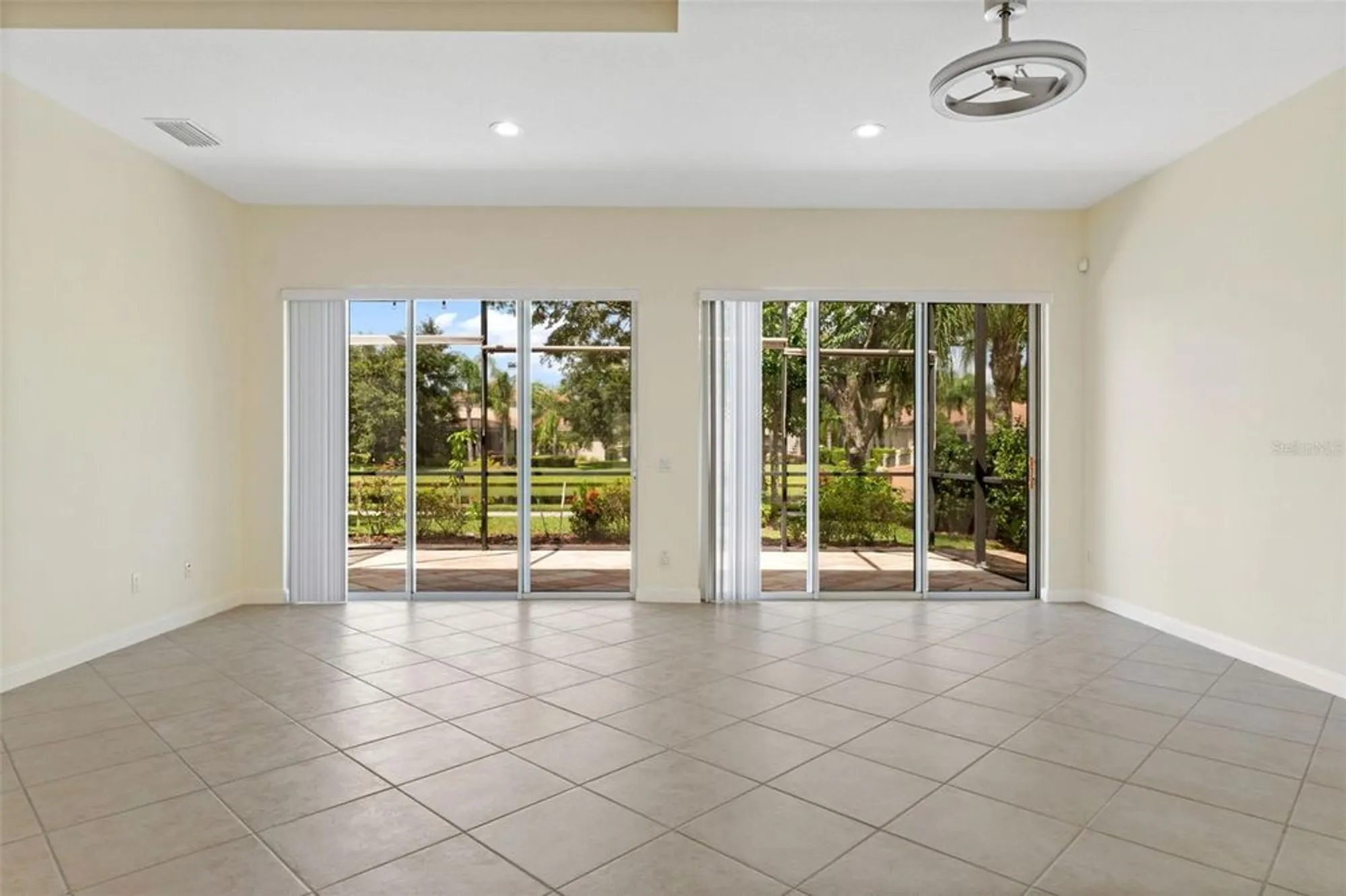 Property Slideshow image 13 of 60 | 12202 pasha ln, Orlando, FL, 32827
