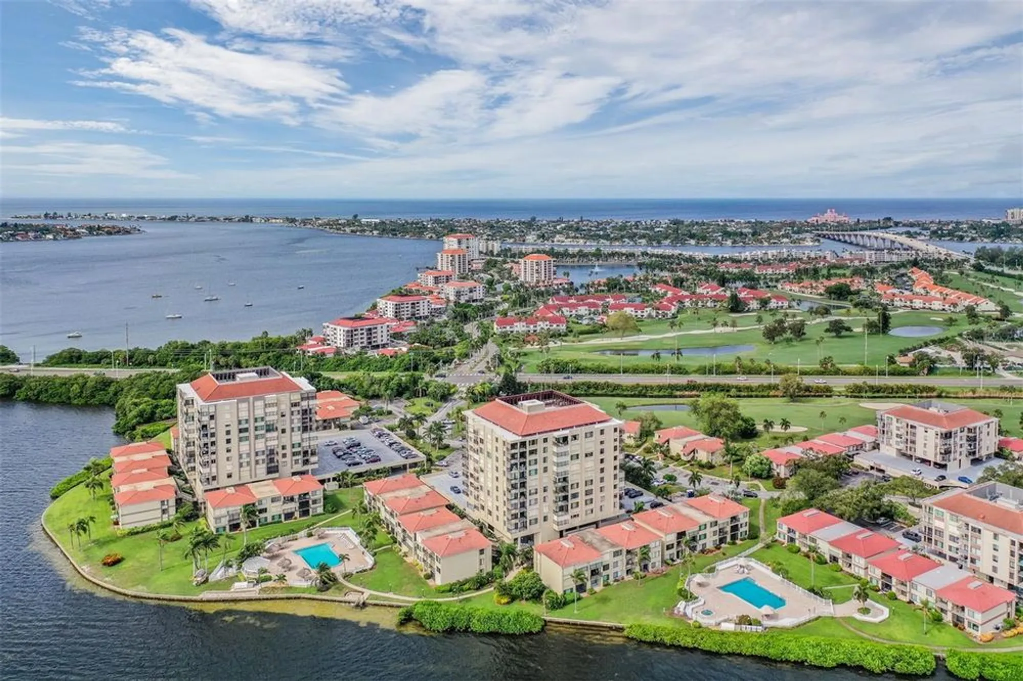 Property Slideshow image 1 of 24 | 6322 palma del mar blvd s apt 1107, Saint Petersburg, FL, 33715