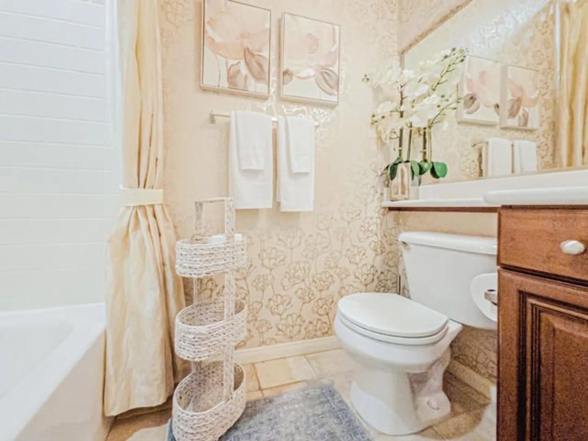 Property Slideshow image 19 of 34 | 42861 beato dr, Indio, CA, 92203
