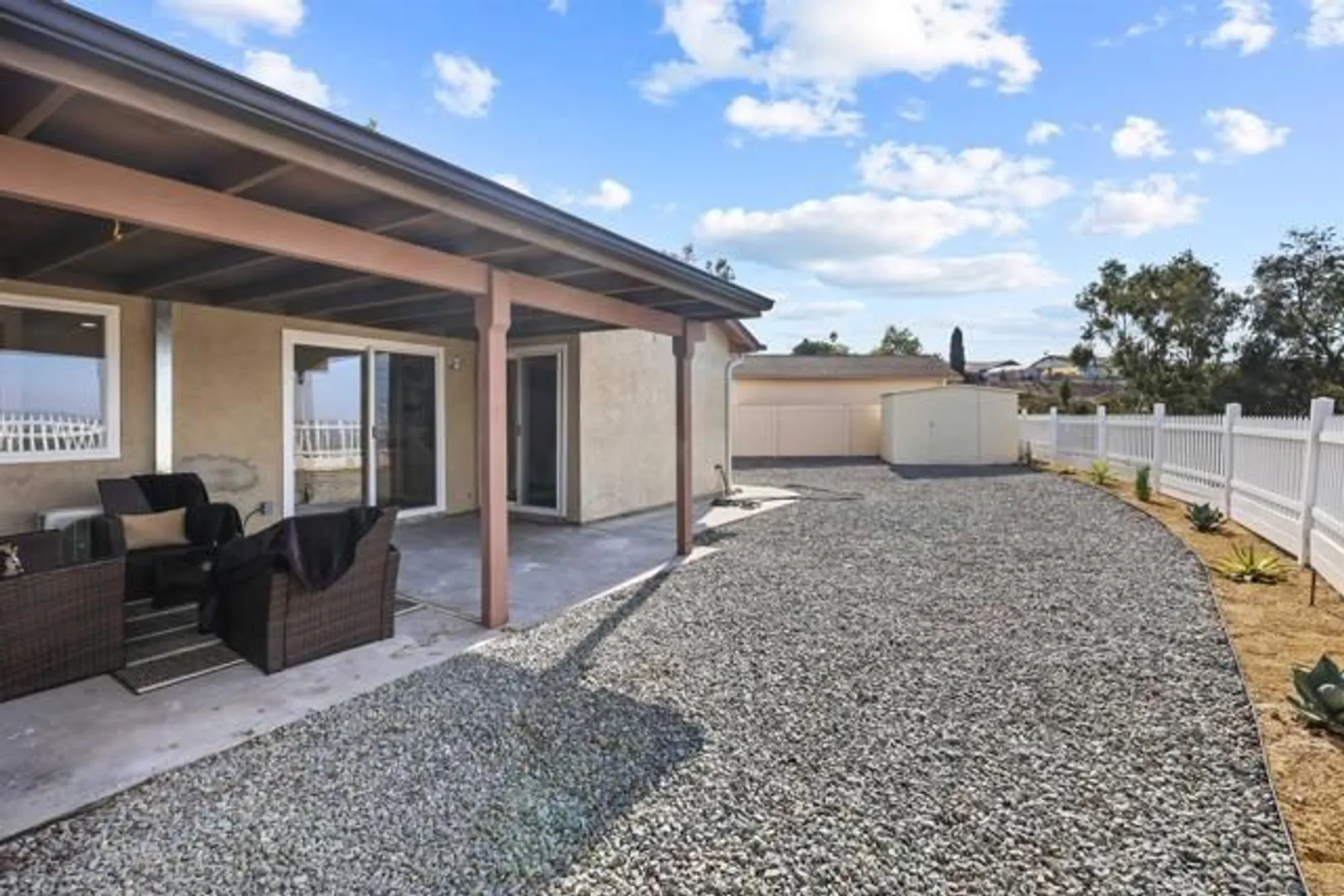 Property Slideshow image 15 of 18 | 3910 san lorenzo ct, Oceanside, CA, 92057